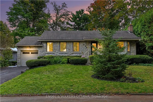 464 Thessaly Circle