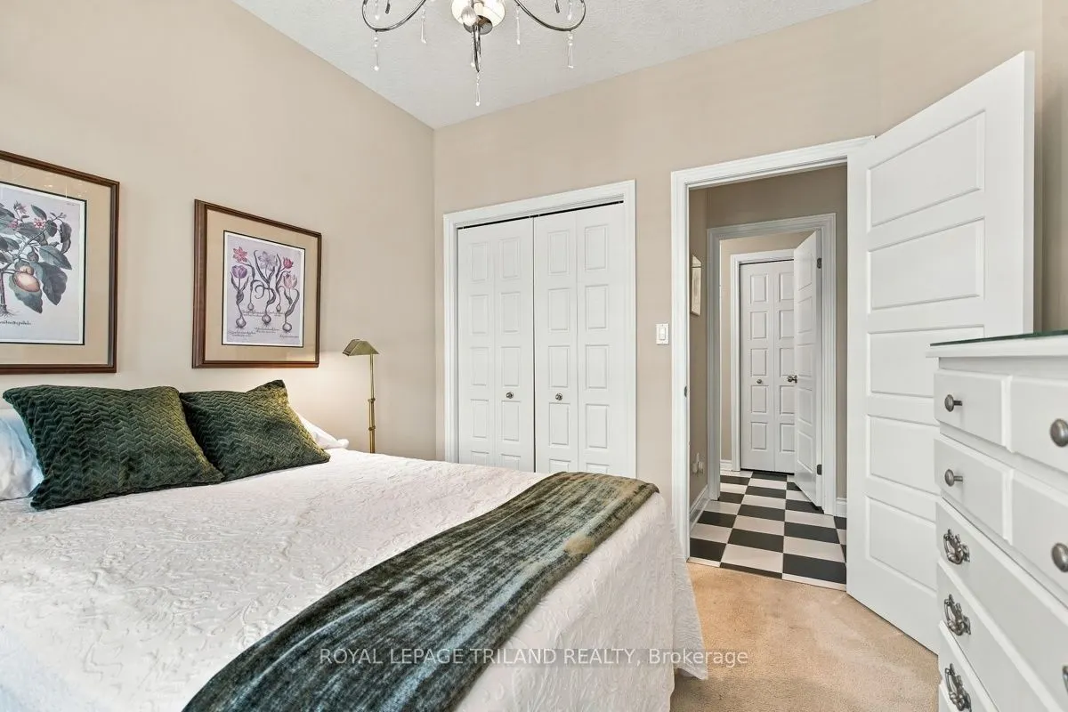 43 Hickory Lane
