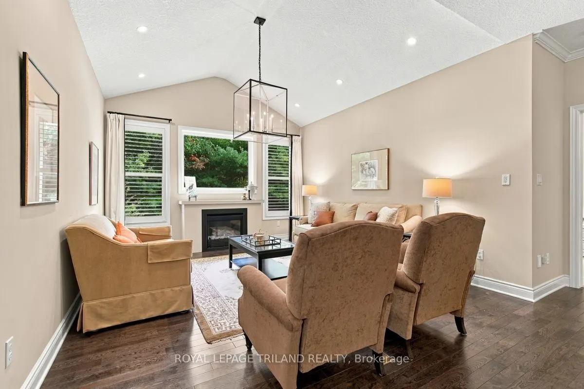43 Hickory Lane
