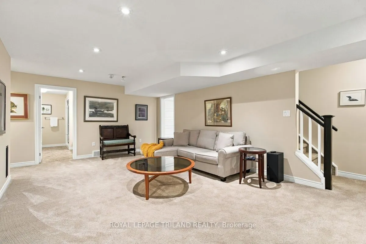 43 Hickory Lane