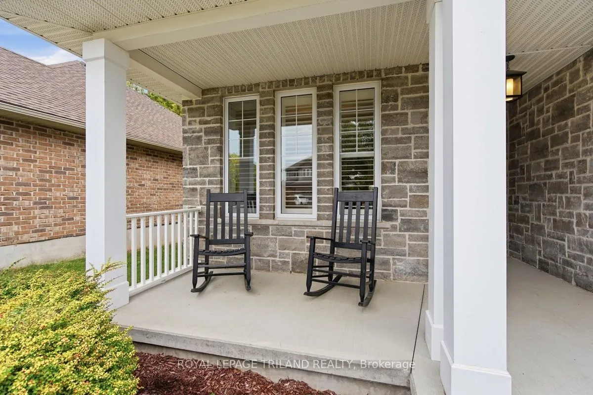 43 Hickory Lane