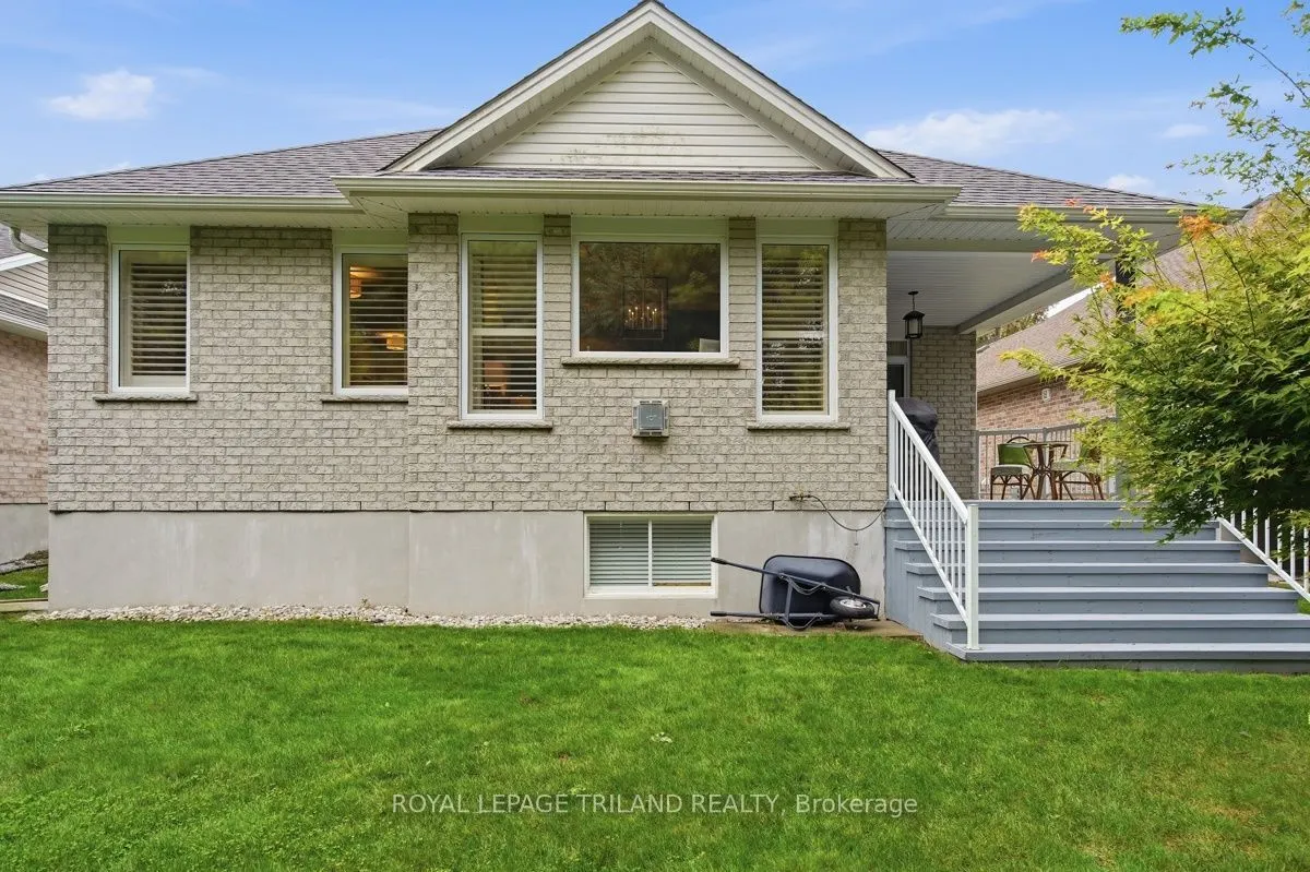 43 Hickory Lane
