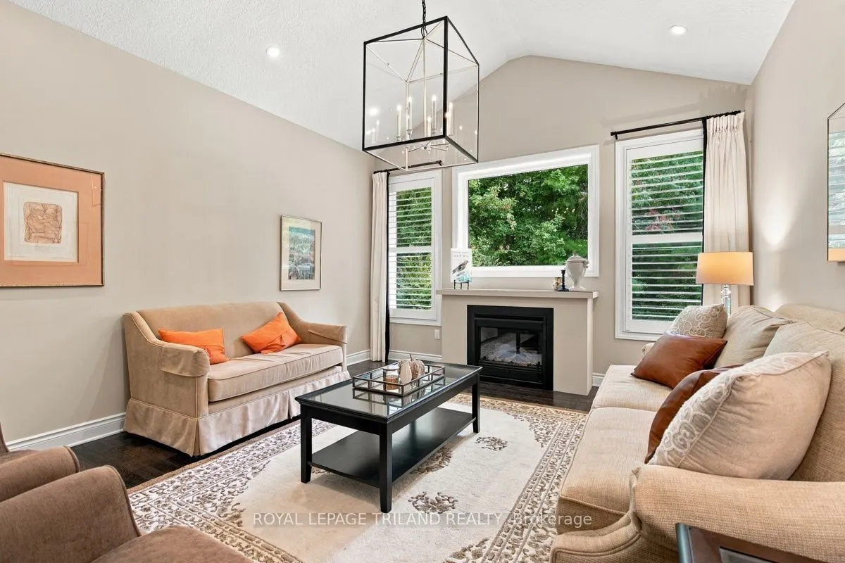 43 Hickory Lane