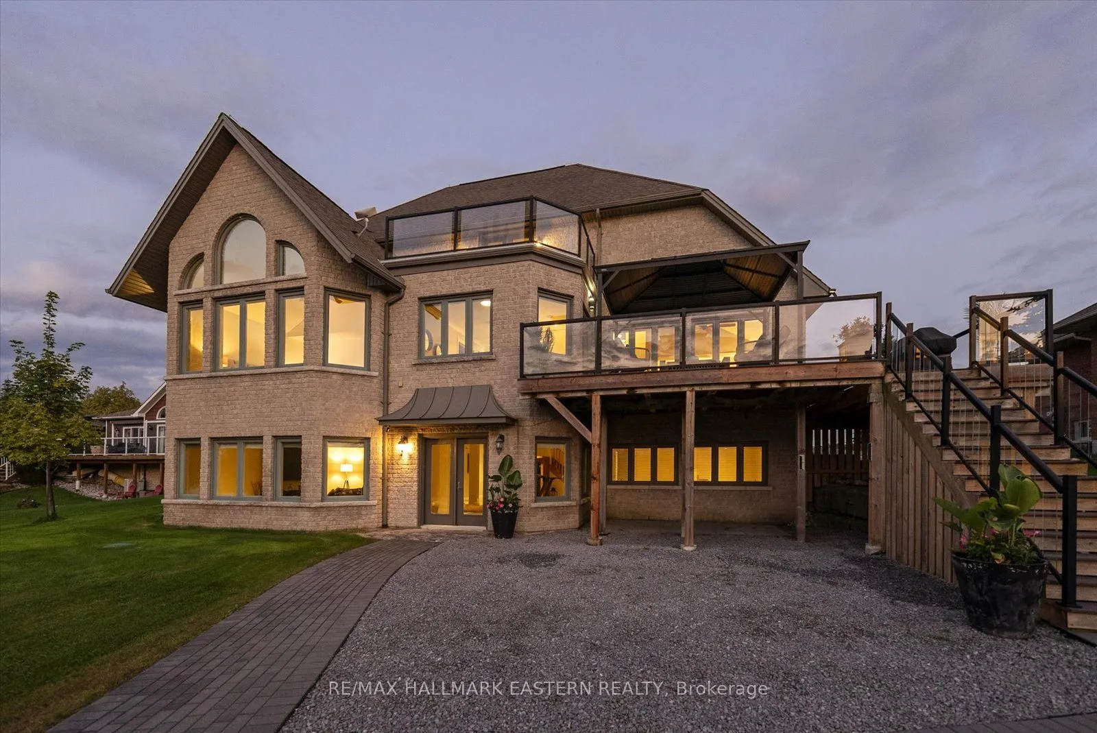 2112 Truman Drive