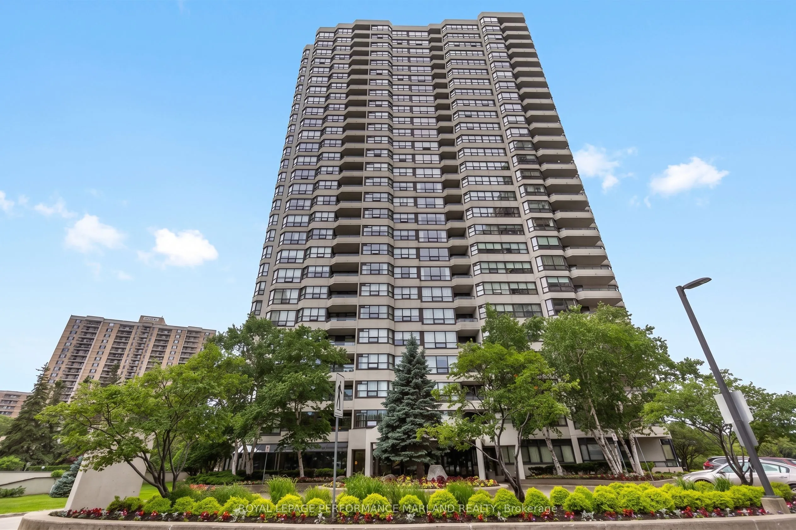 1510 Riverside Drive #2001