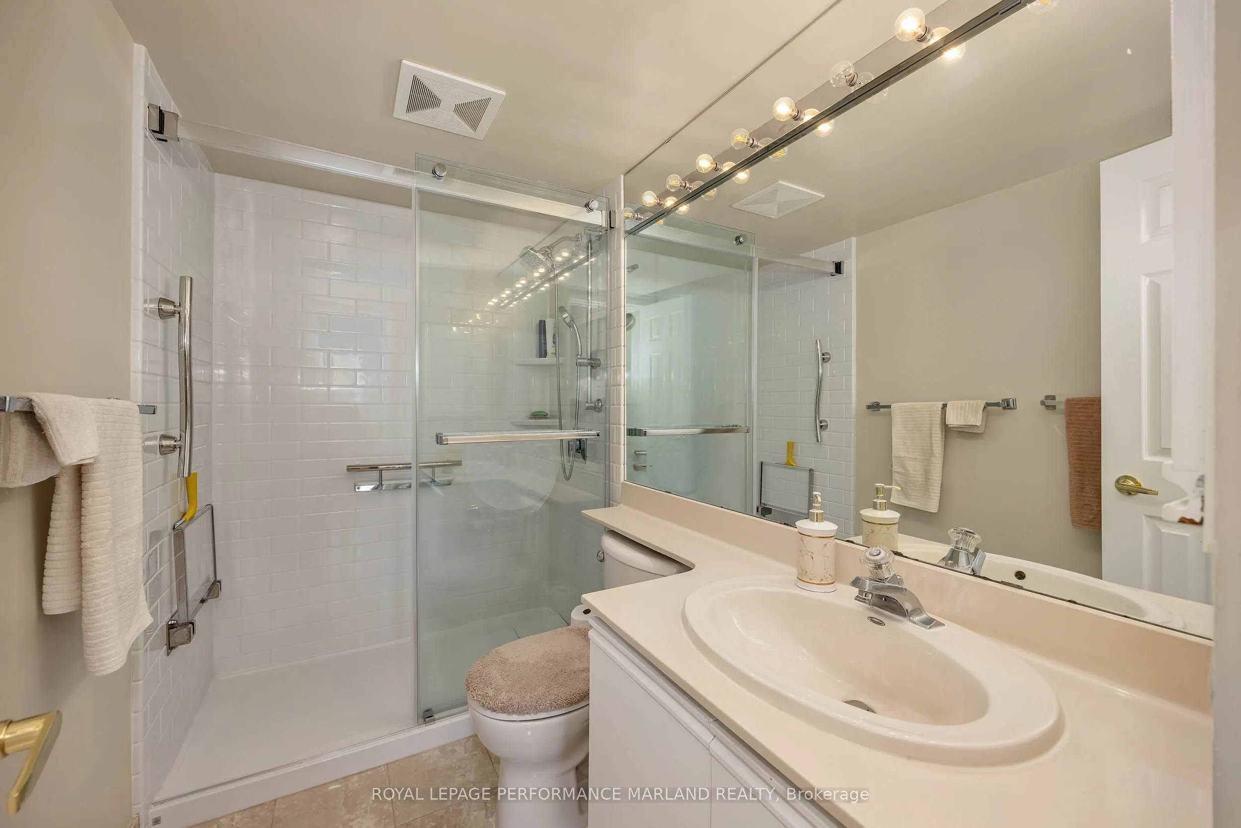 1510 Riverside Drive #2001