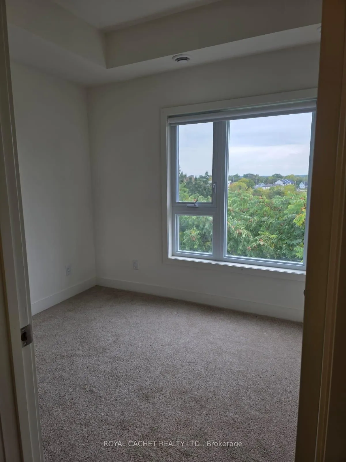 16 Melbourne Avenue #304C