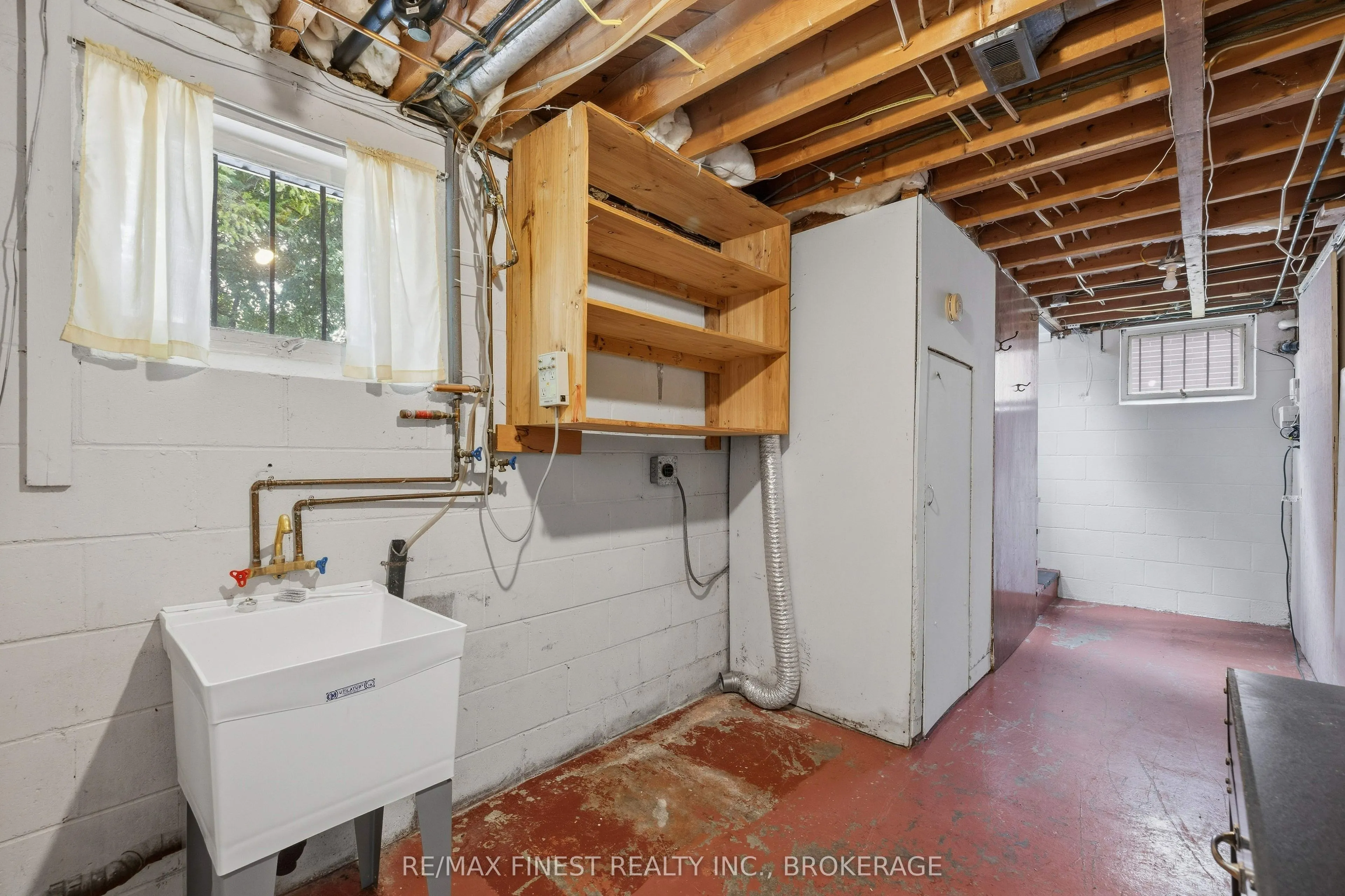 366 Roosevelt Drive