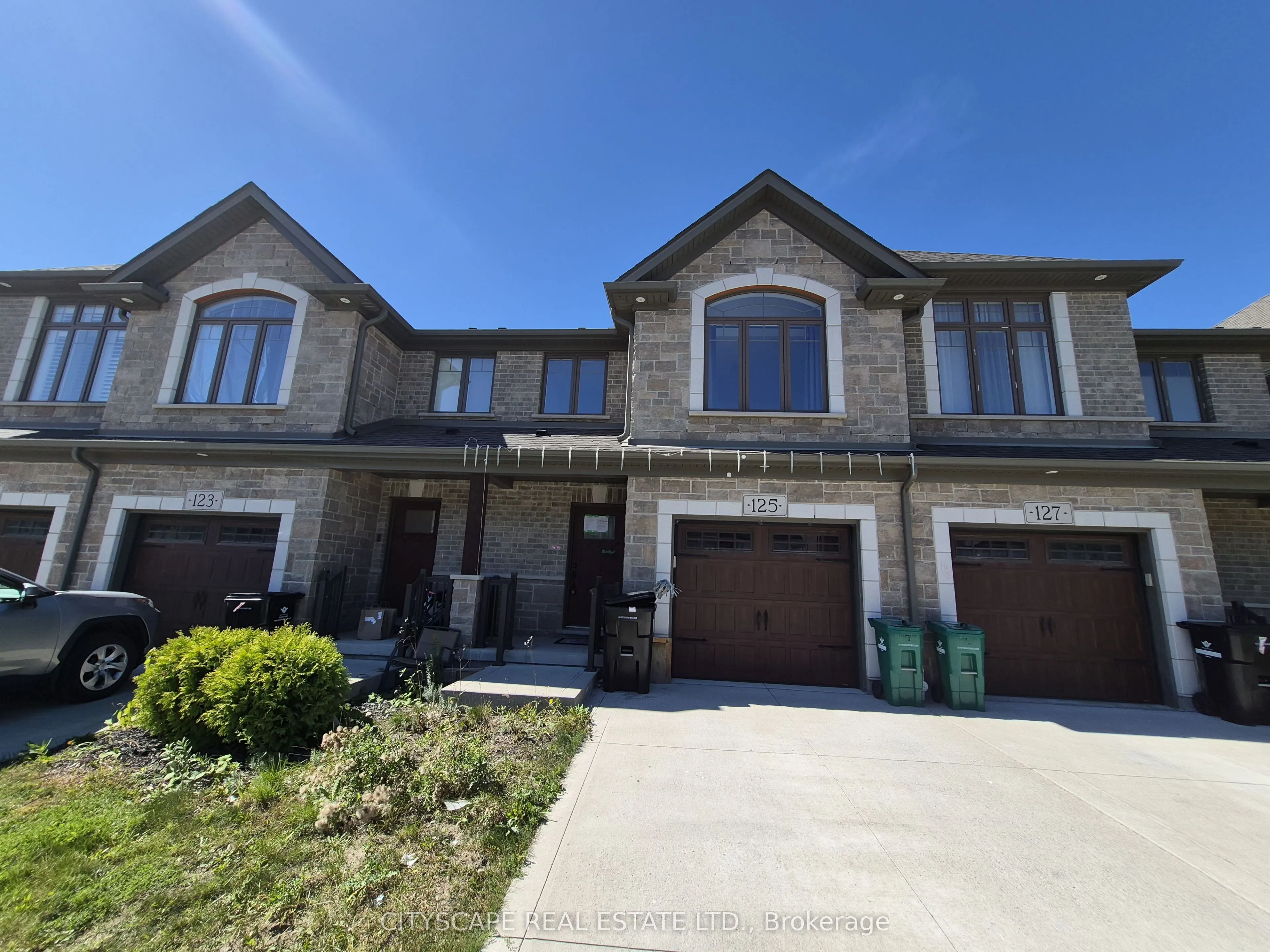 125 Hollybrook Trail #16