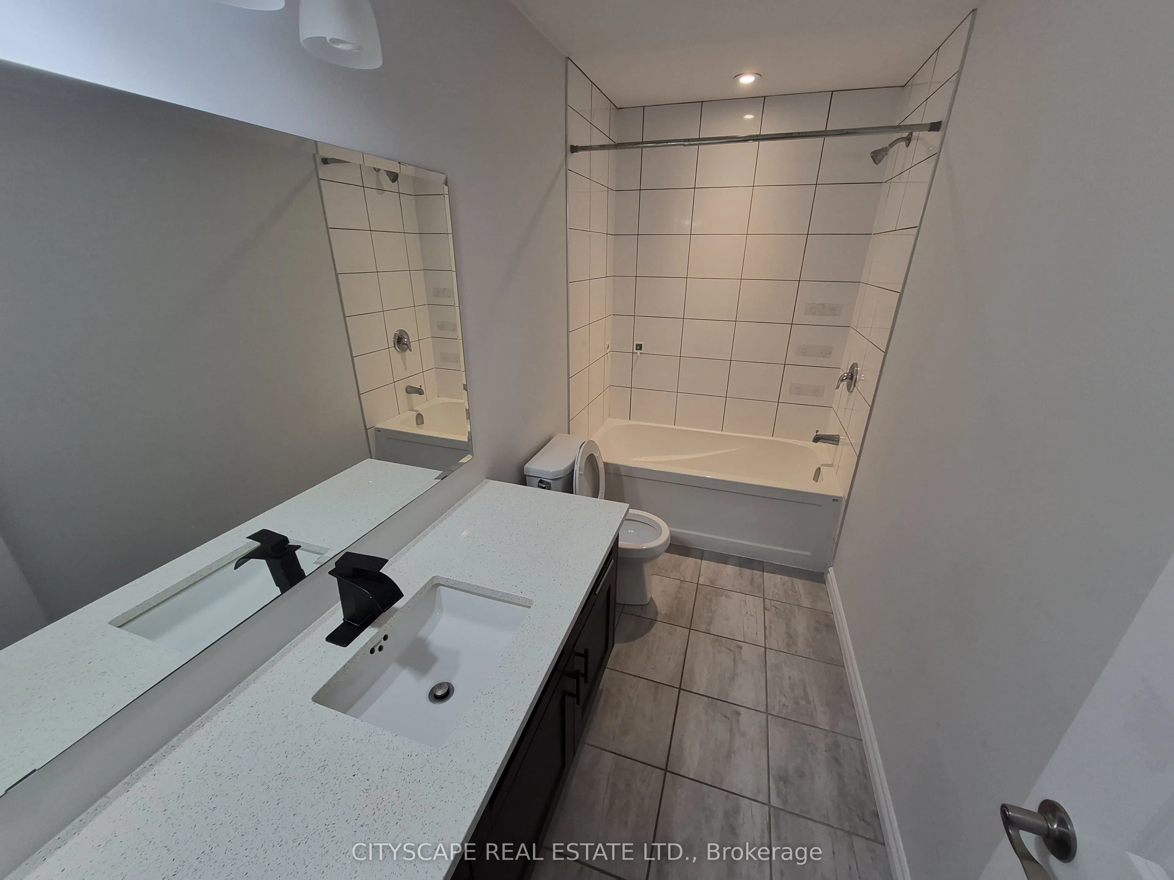 125 Hollybrook Trail #16