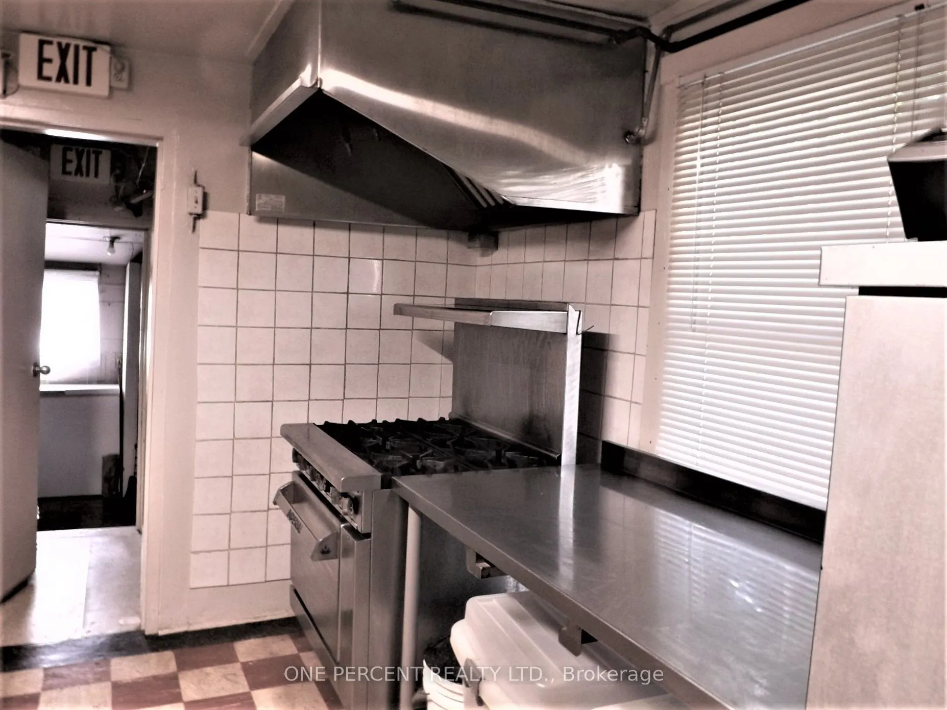 5815 Main Street