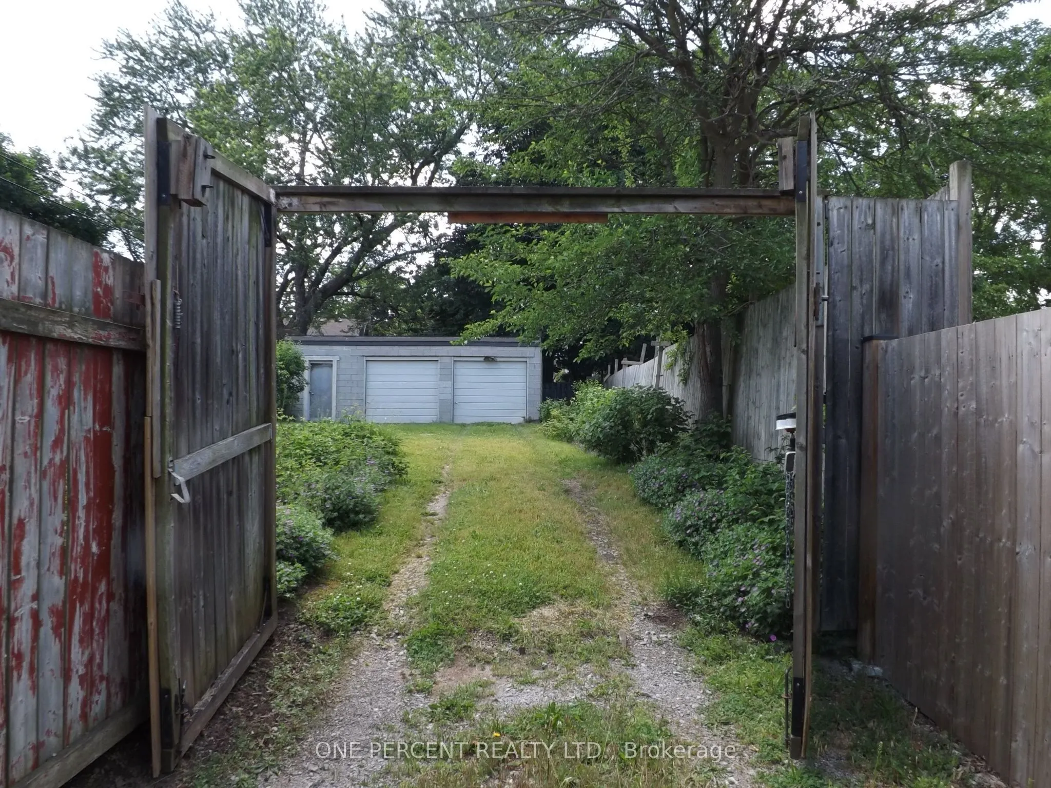5815 Main Street