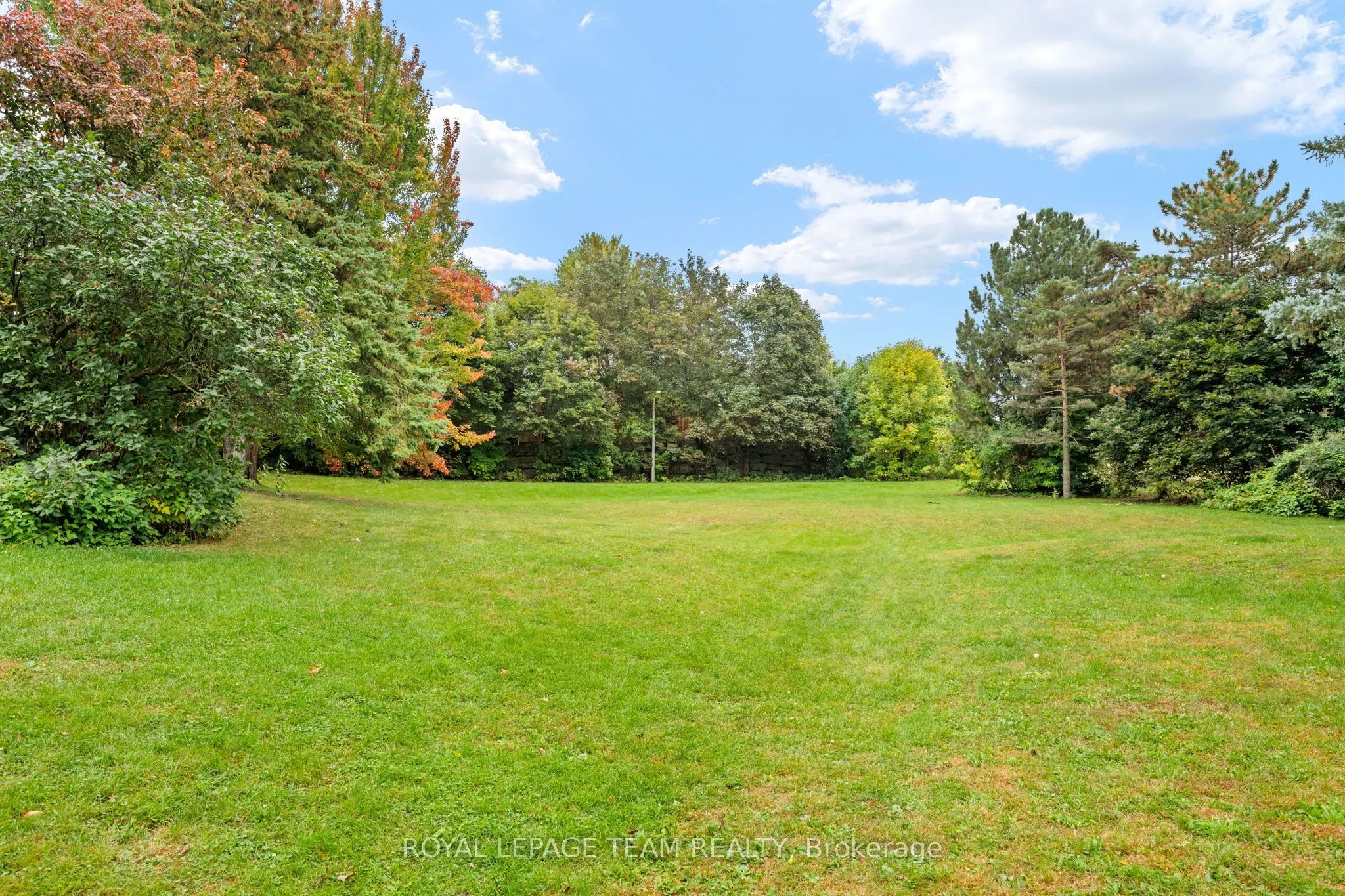 128 McClintock Way #128