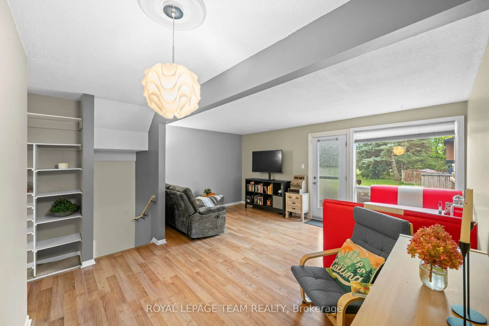 128 McClintock Way #128