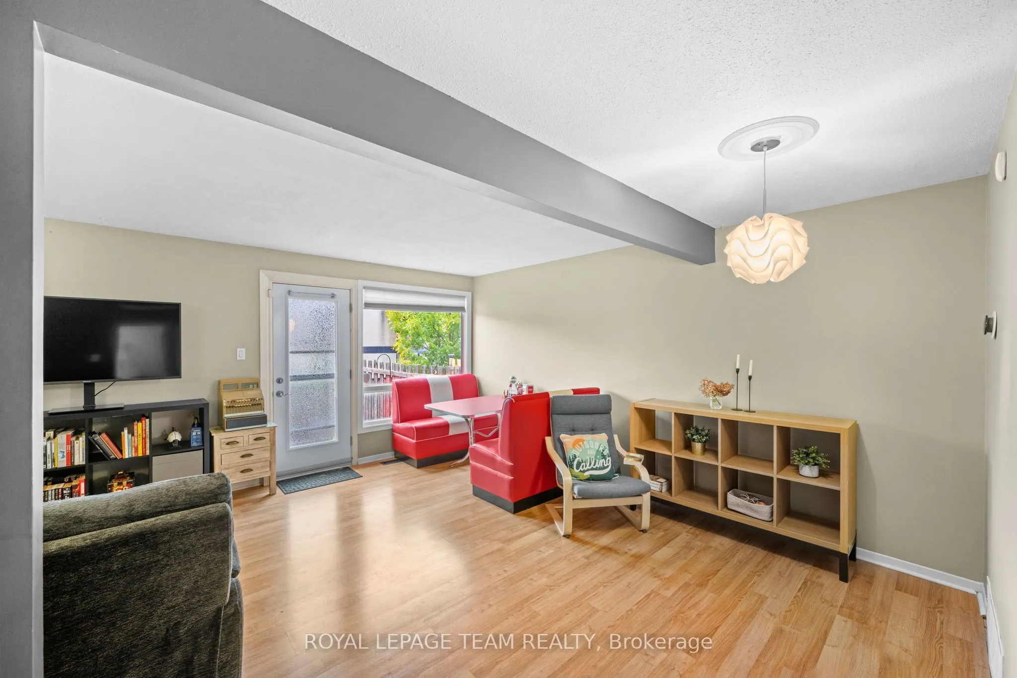 128 McClintock Way #128
