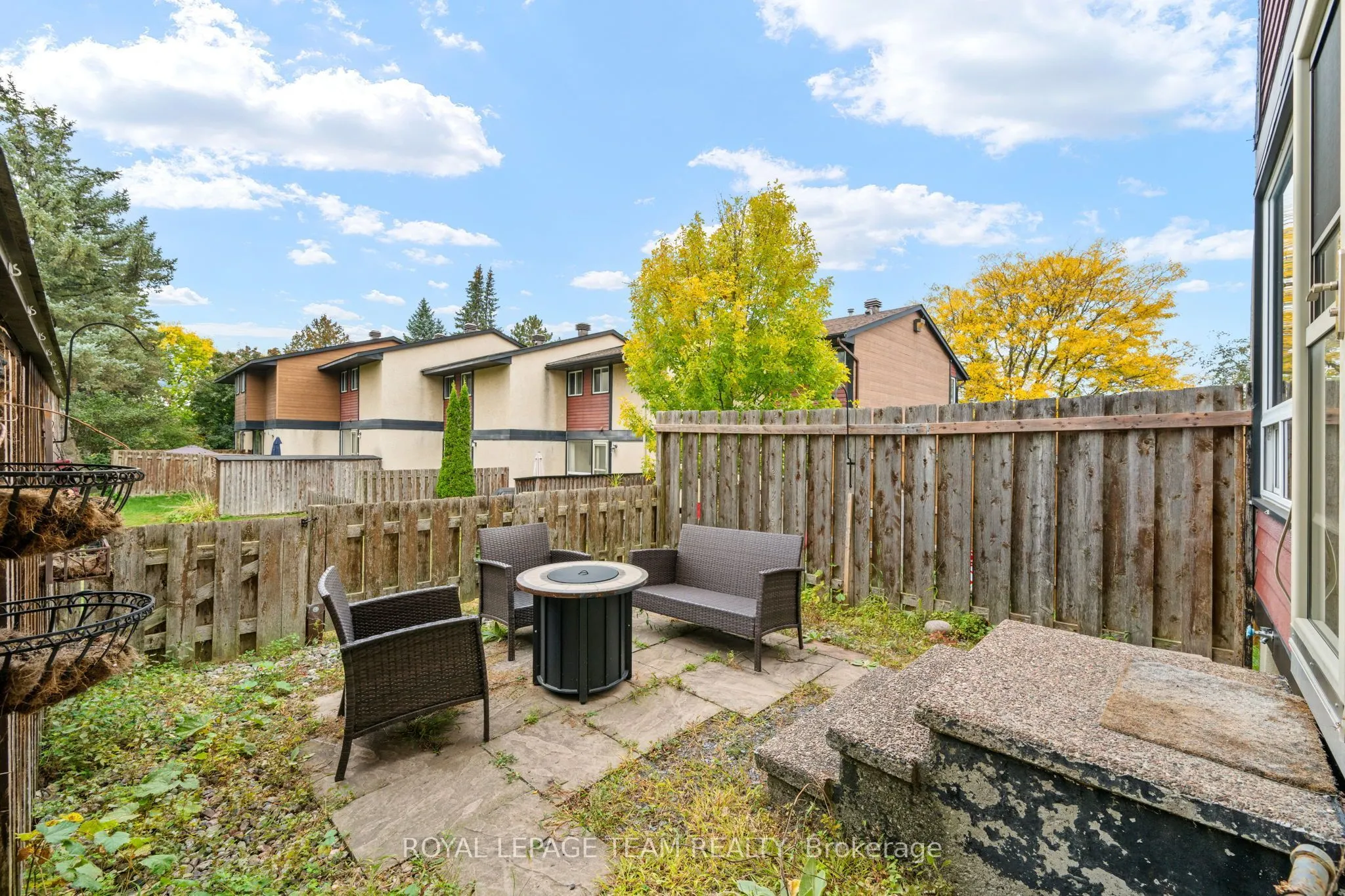 128 McClintock Way #128