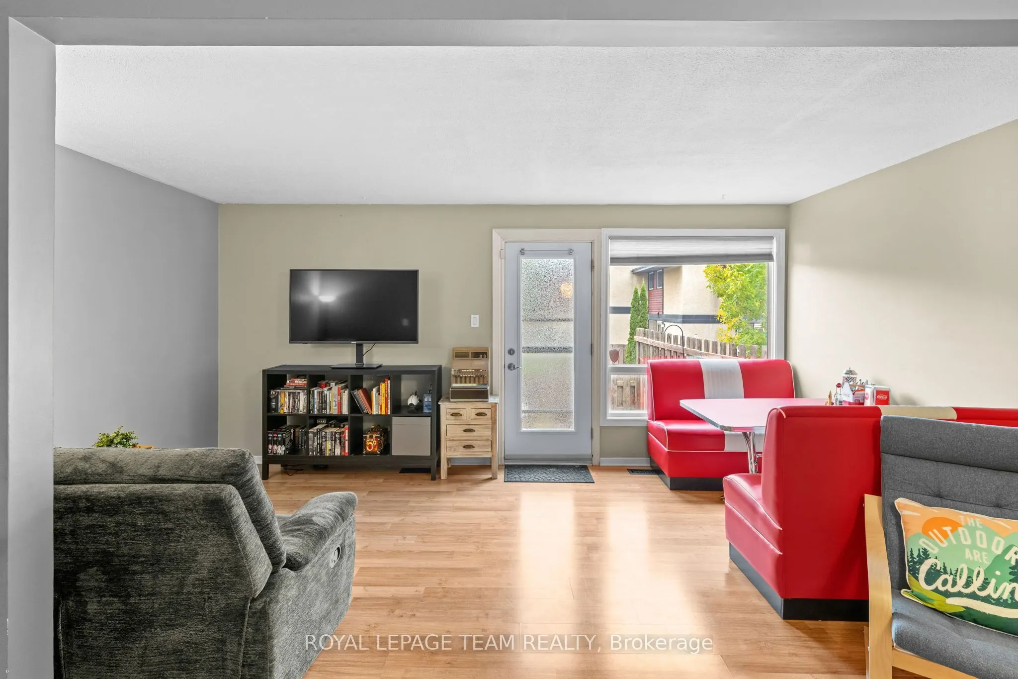 128 McClintock Way #128