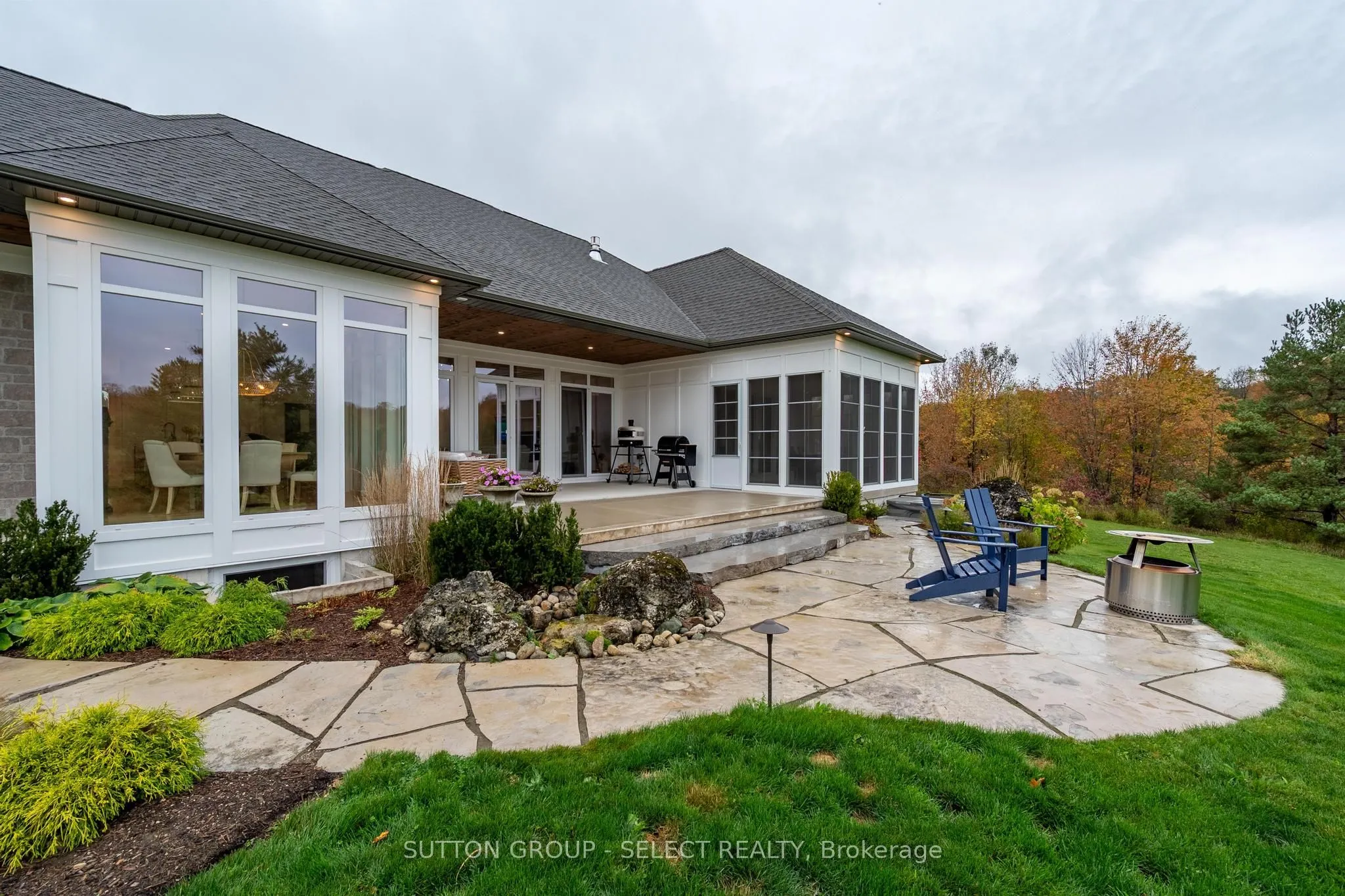 472715 Southgate 47 Side Road