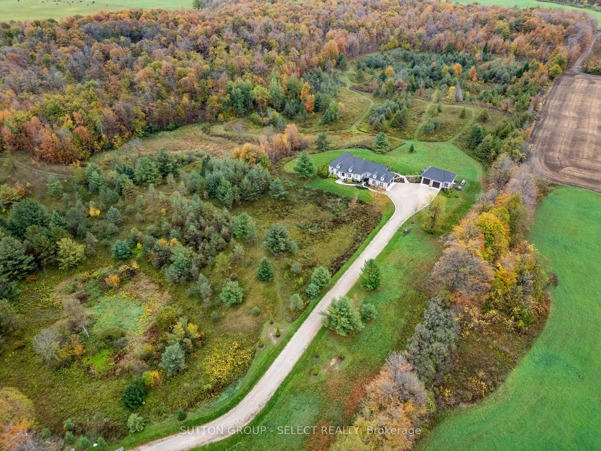 472715 Southgate 47 Side Road