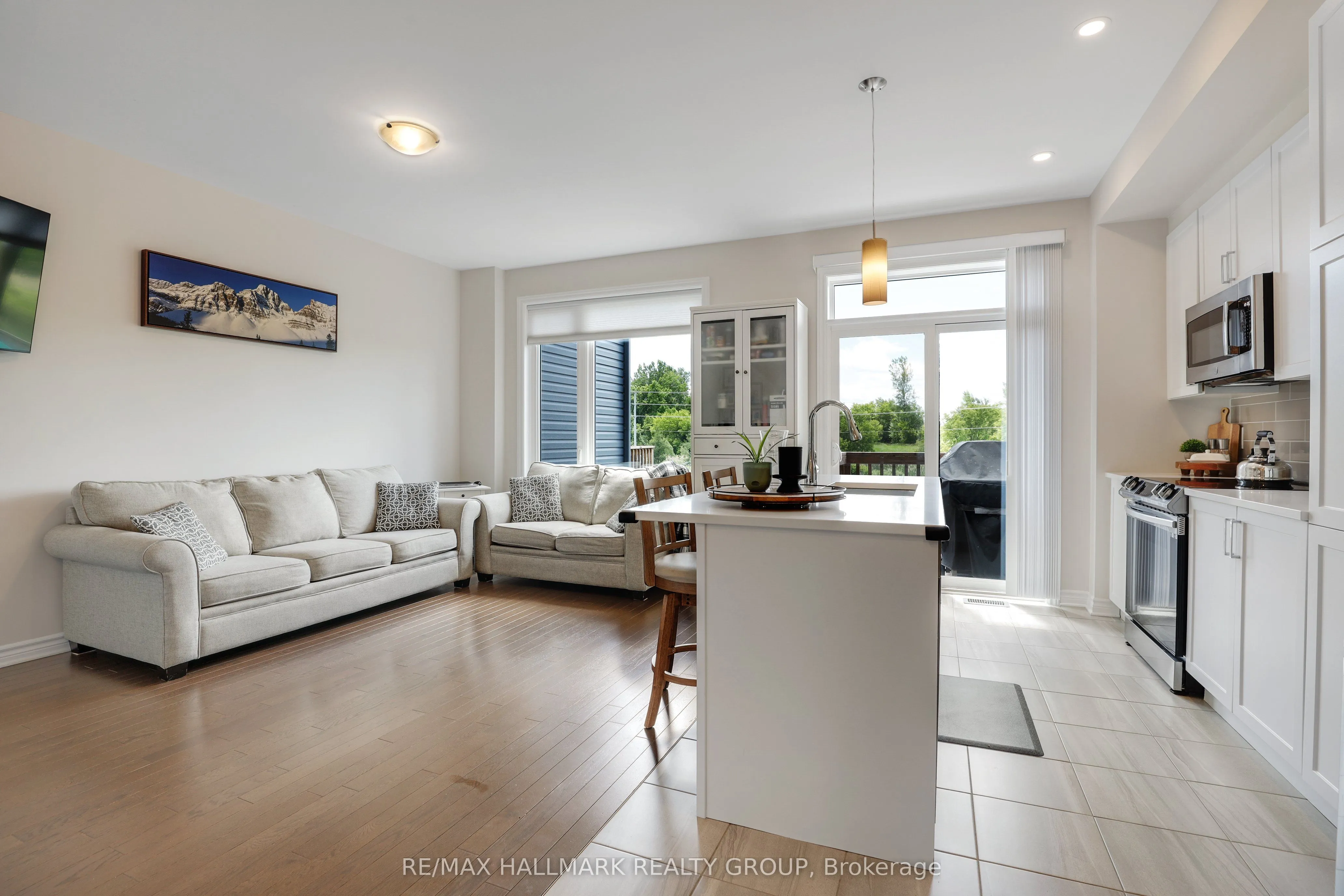 545 Enclave Lane