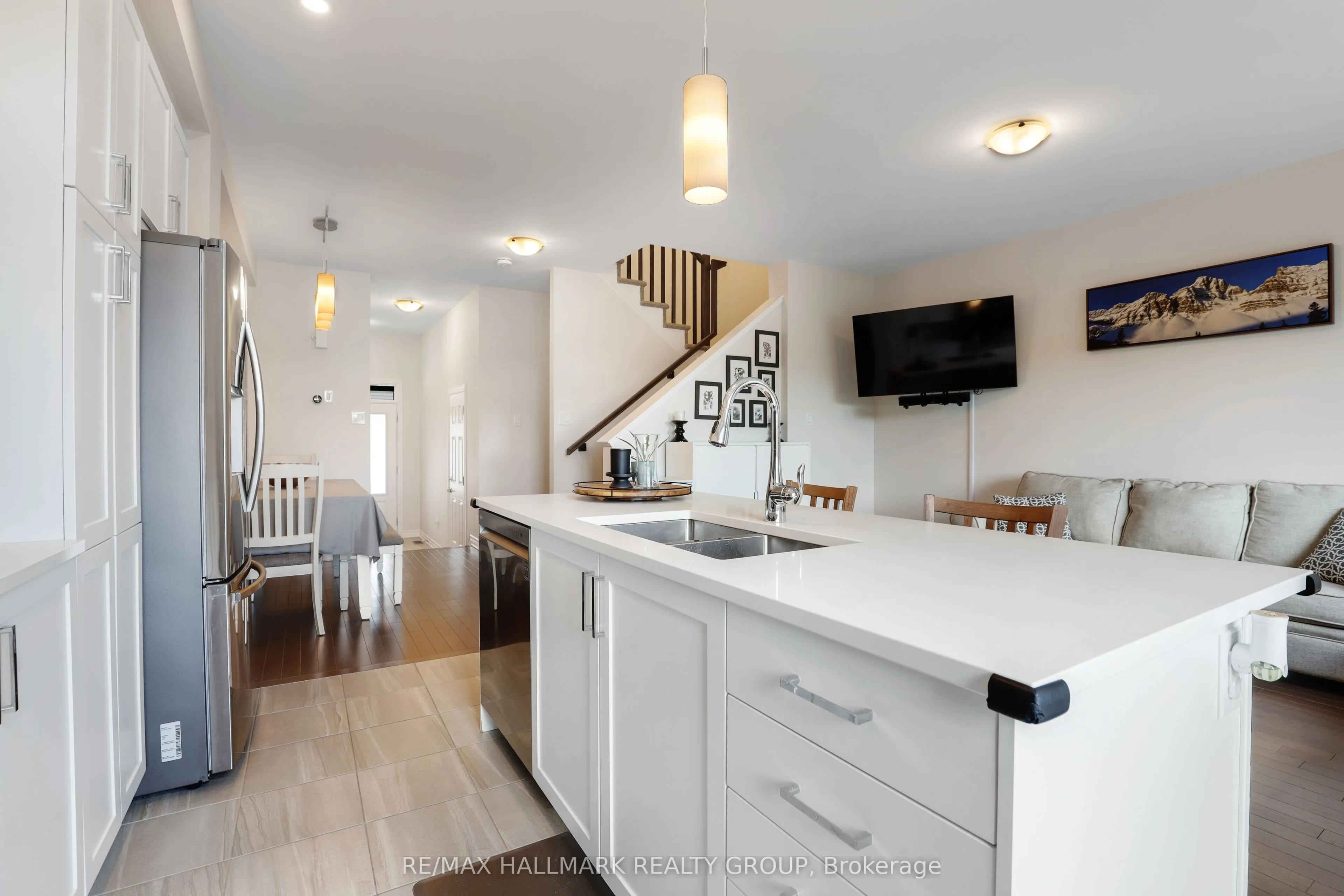 545 Enclave Lane