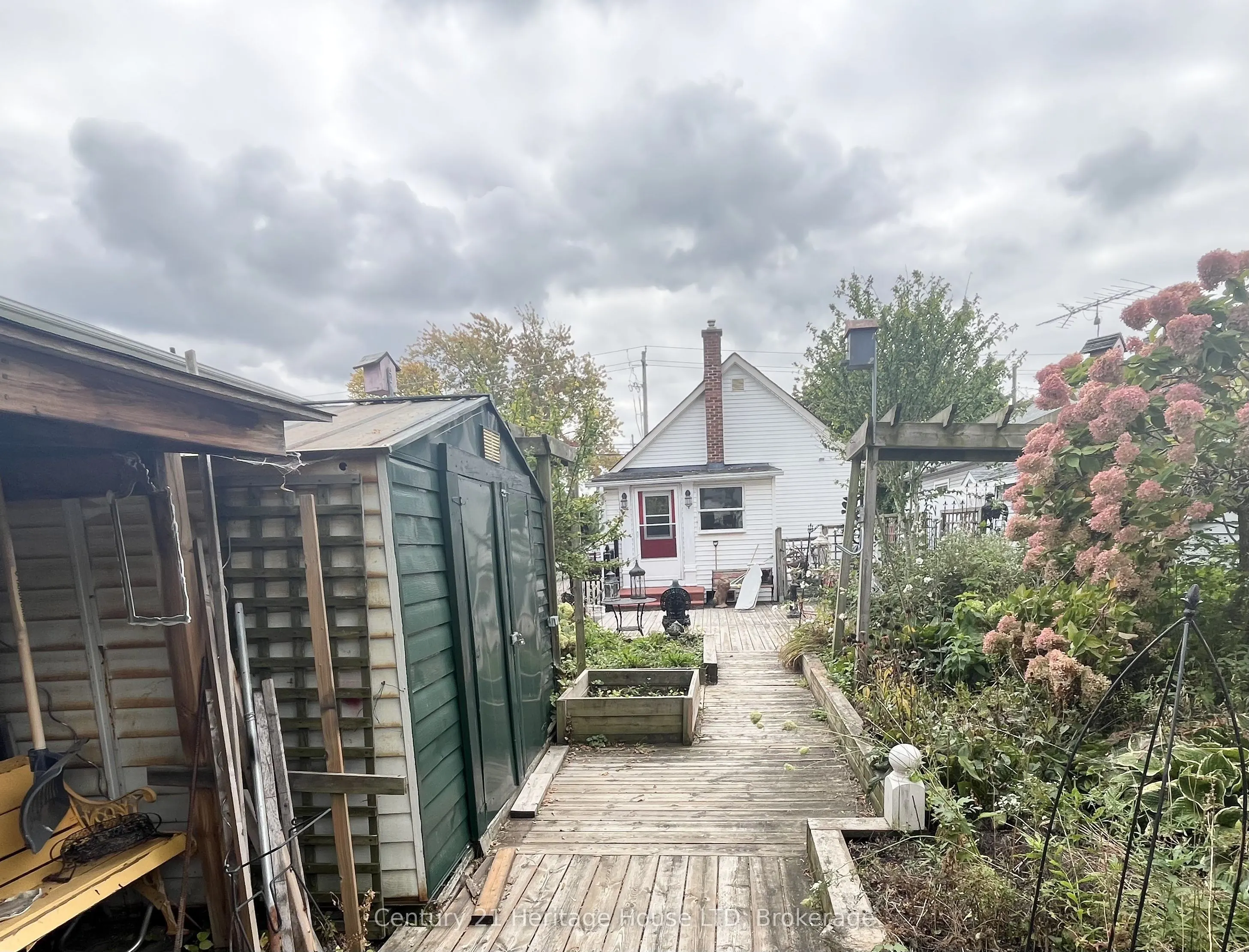 84 Rykert Street