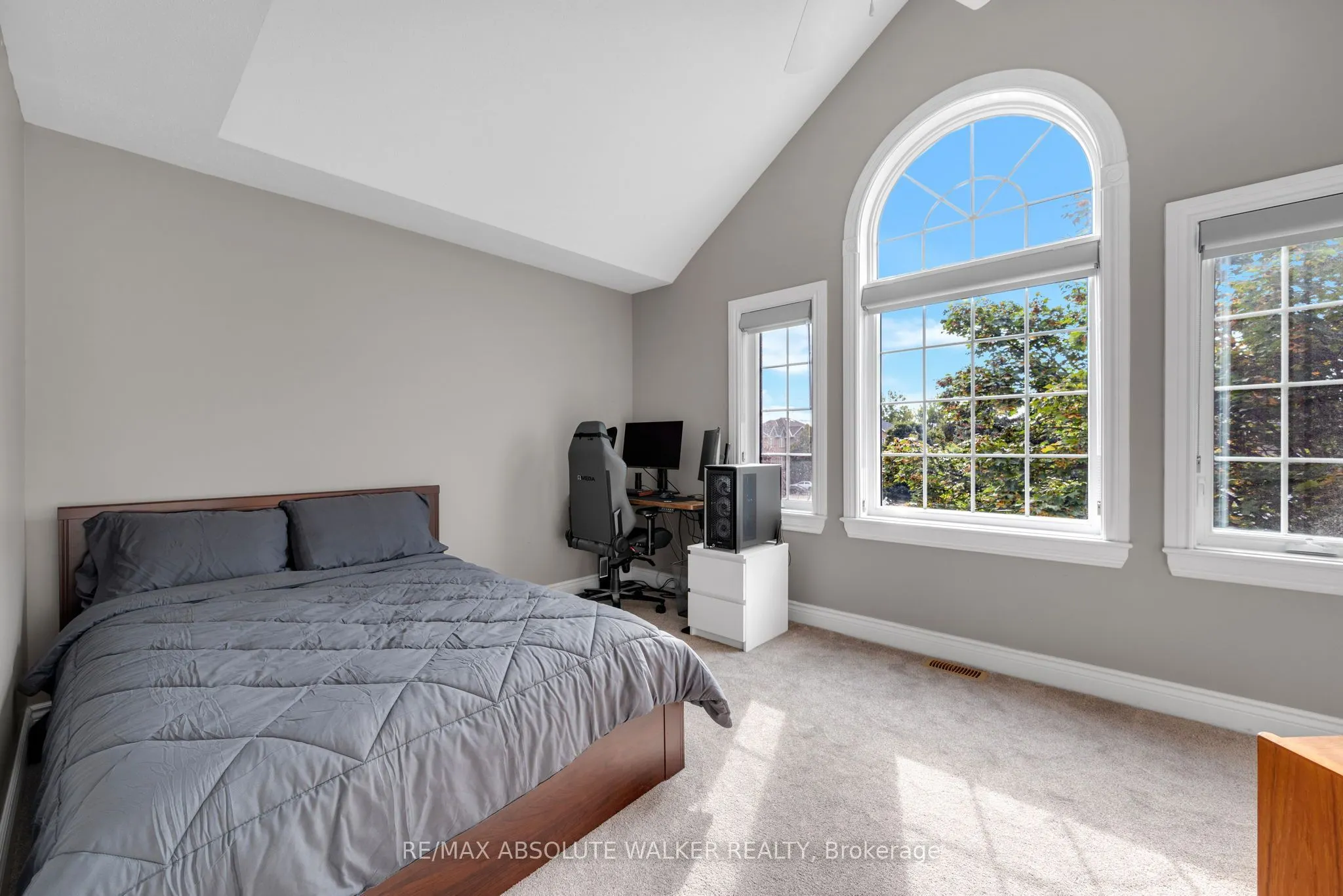 54 Castle Glen Crescent