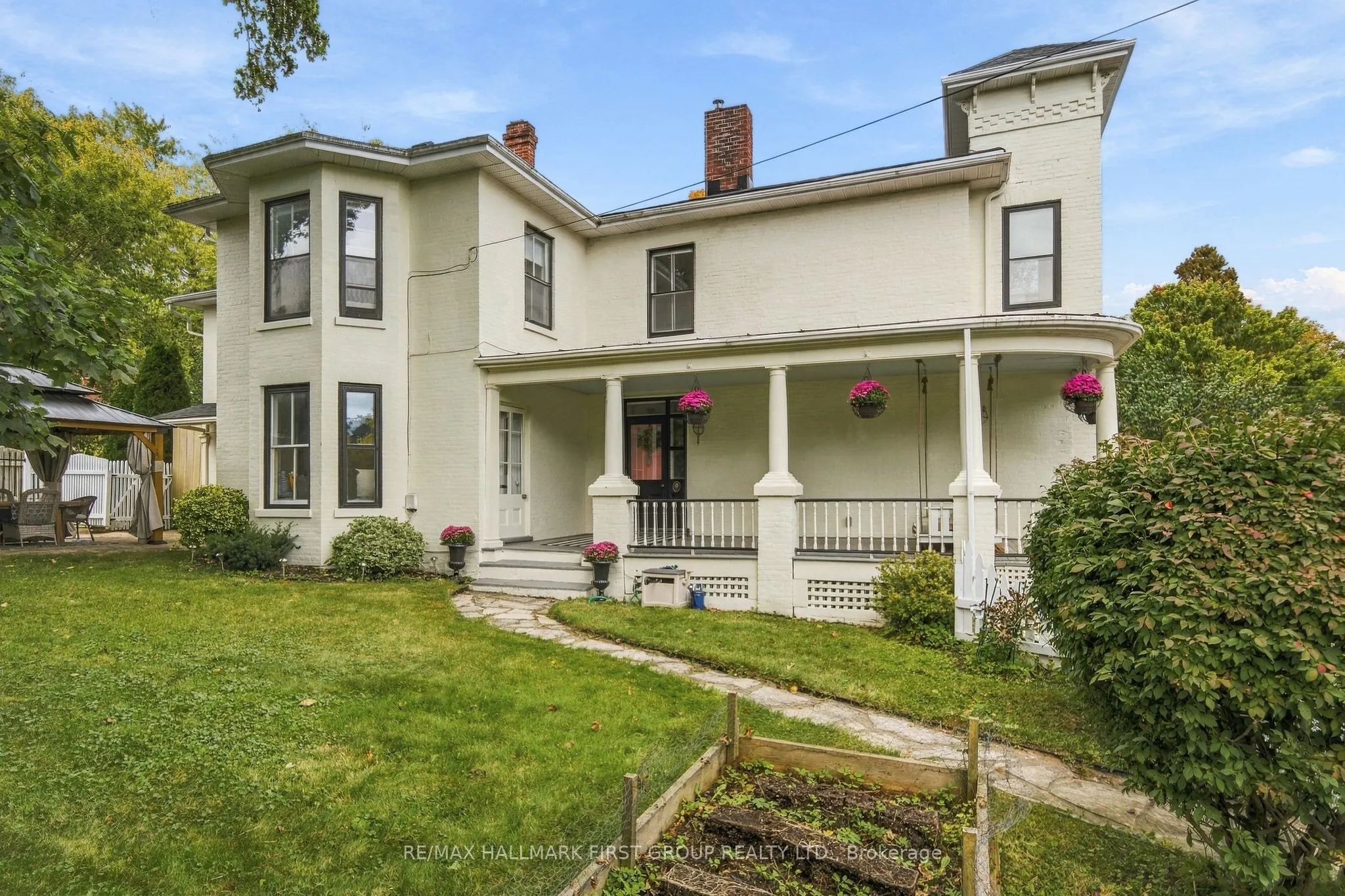 90 Brown Street