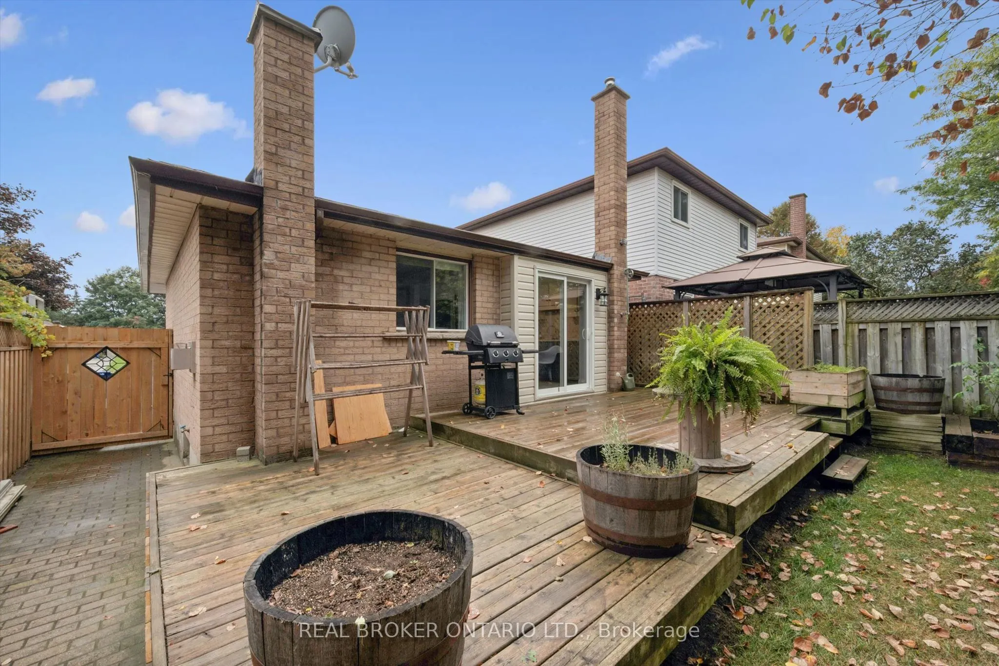 339 Strathallan Street