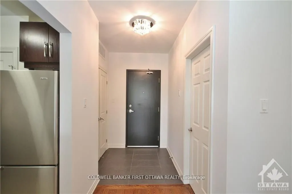 500 CLARIDGE Drive #205