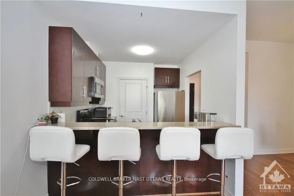 500 CLARIDGE Drive #205