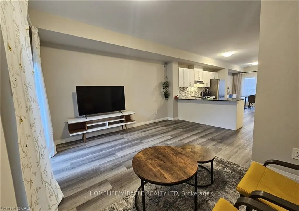 720 Grey Street #4