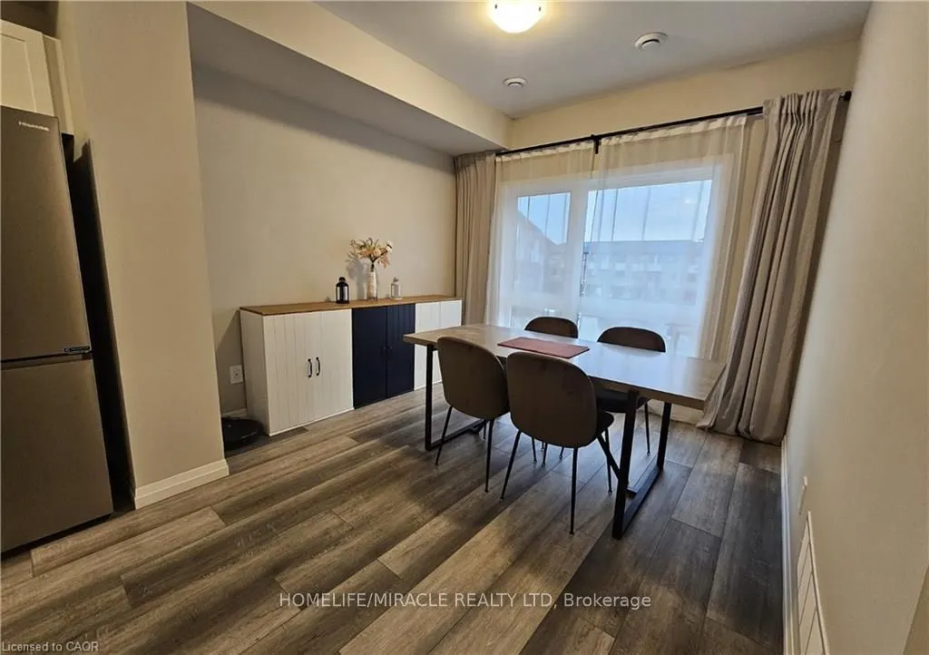 720 Grey Street #4