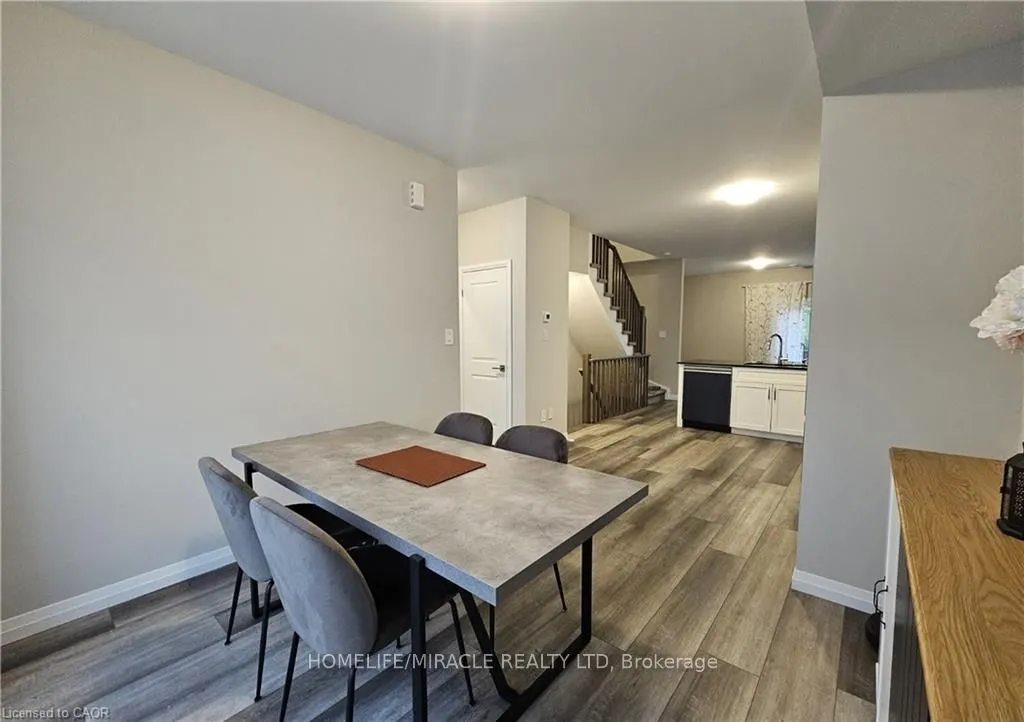 720 Grey Street #4