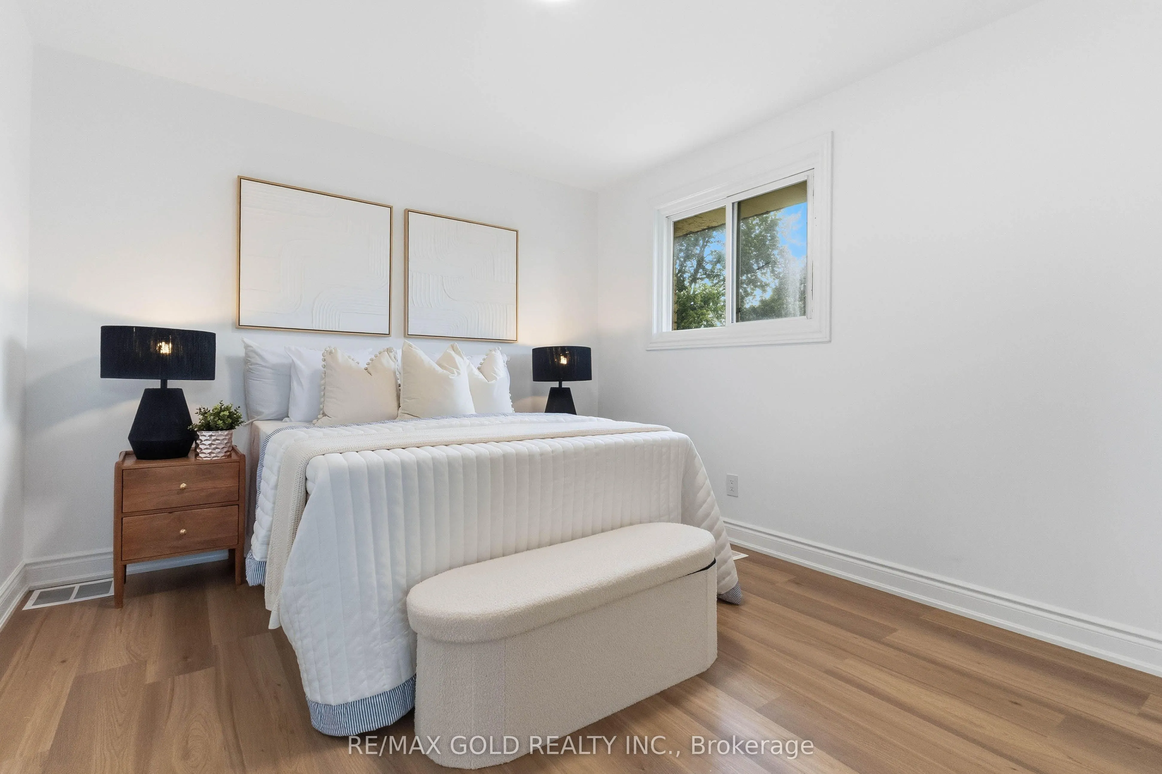 318 Admiral Drive