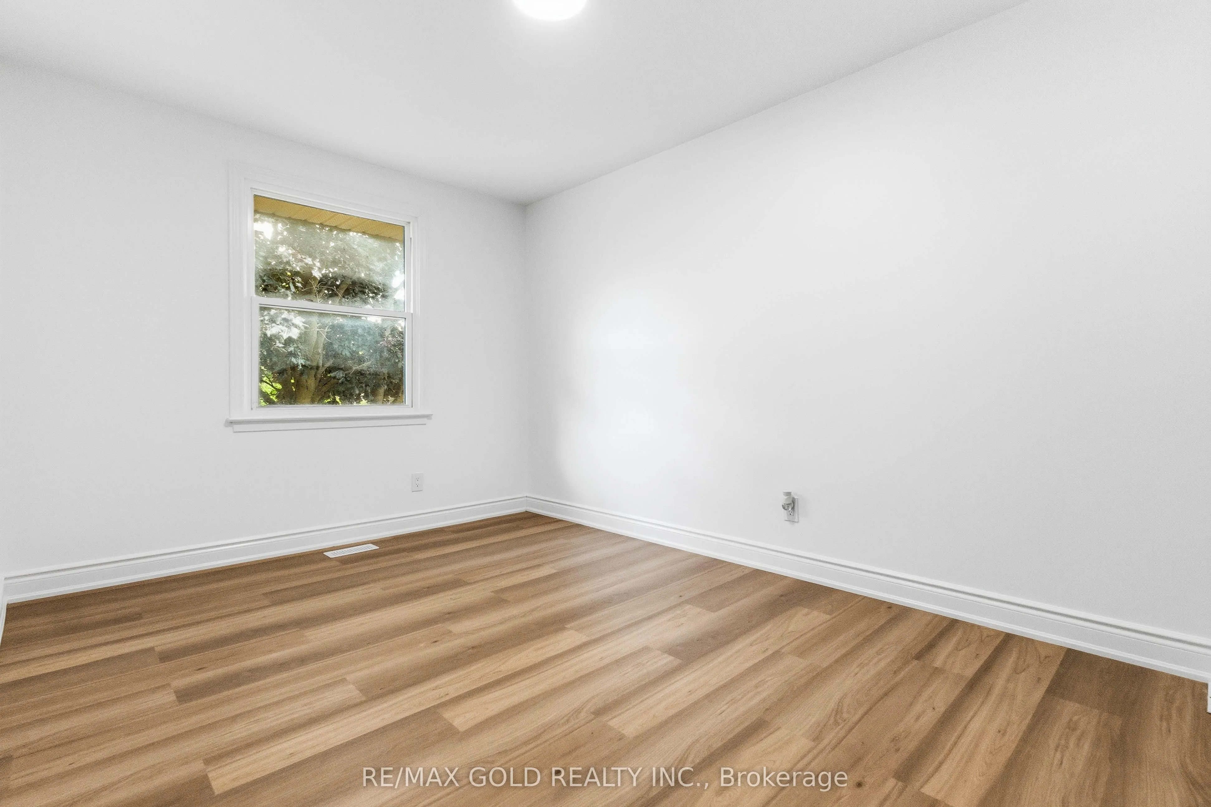 318 Admiral Drive