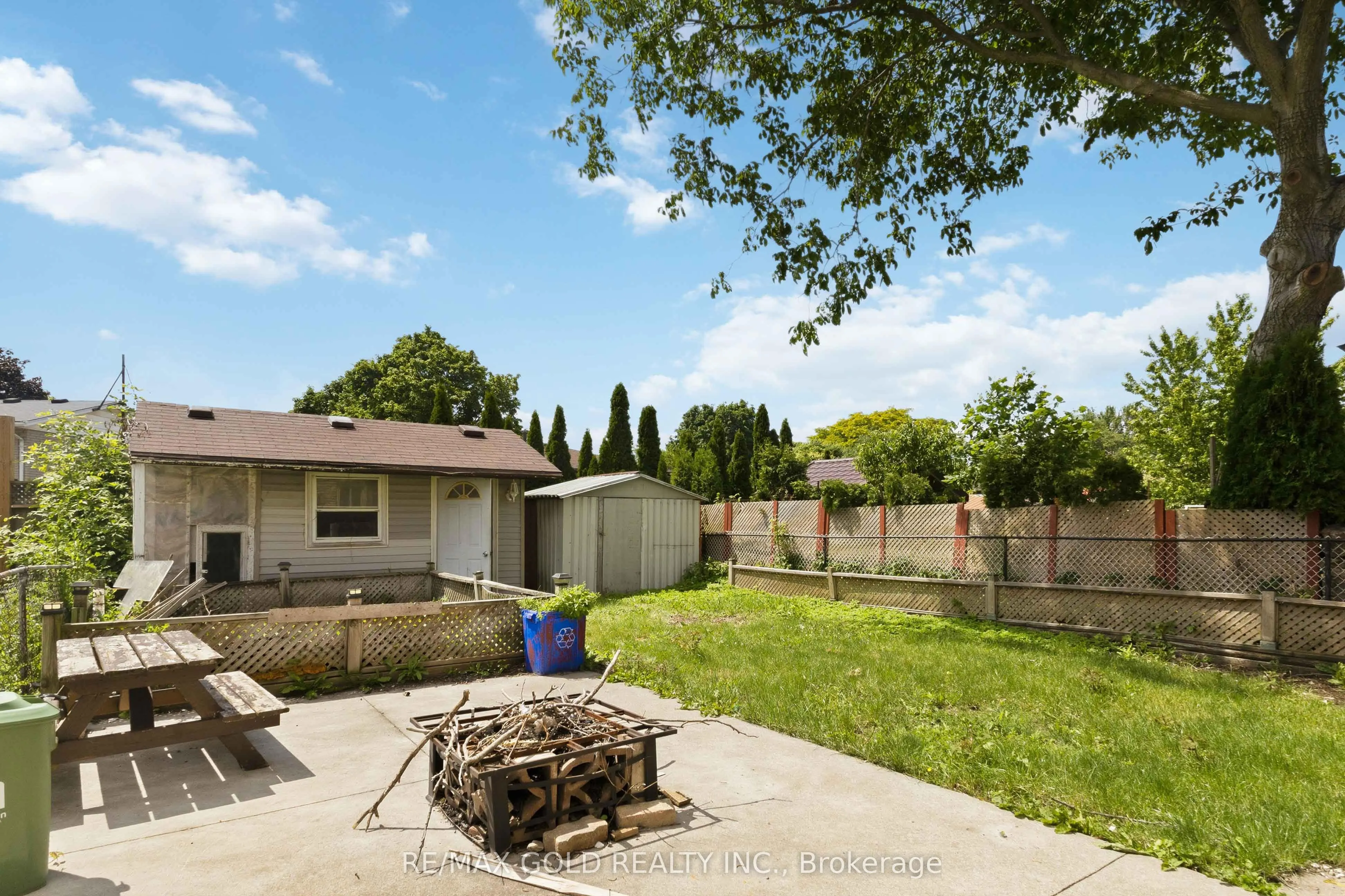 318 Admiral Drive
