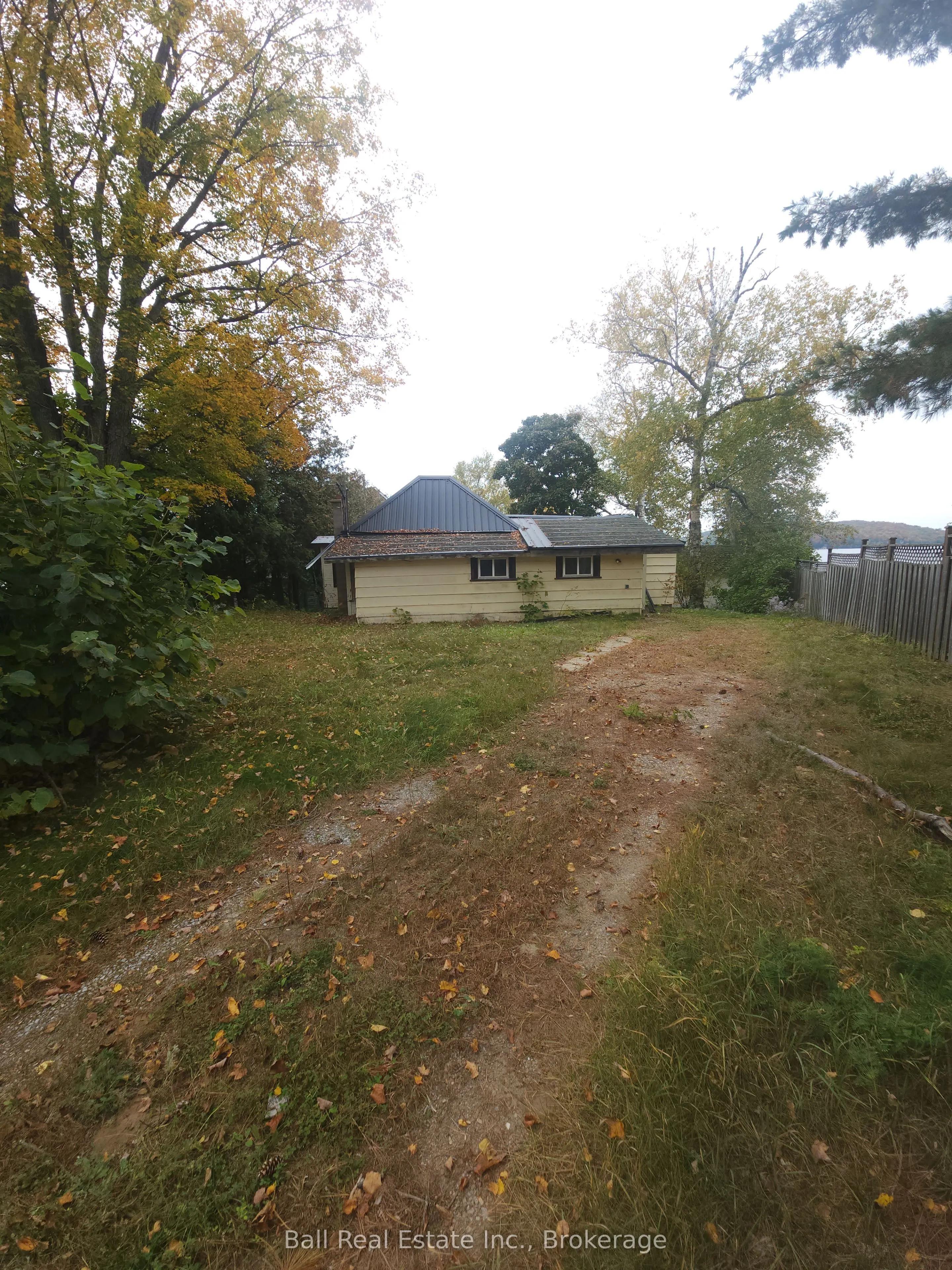 83 Fell Rd, R.R. #2 Baptiste