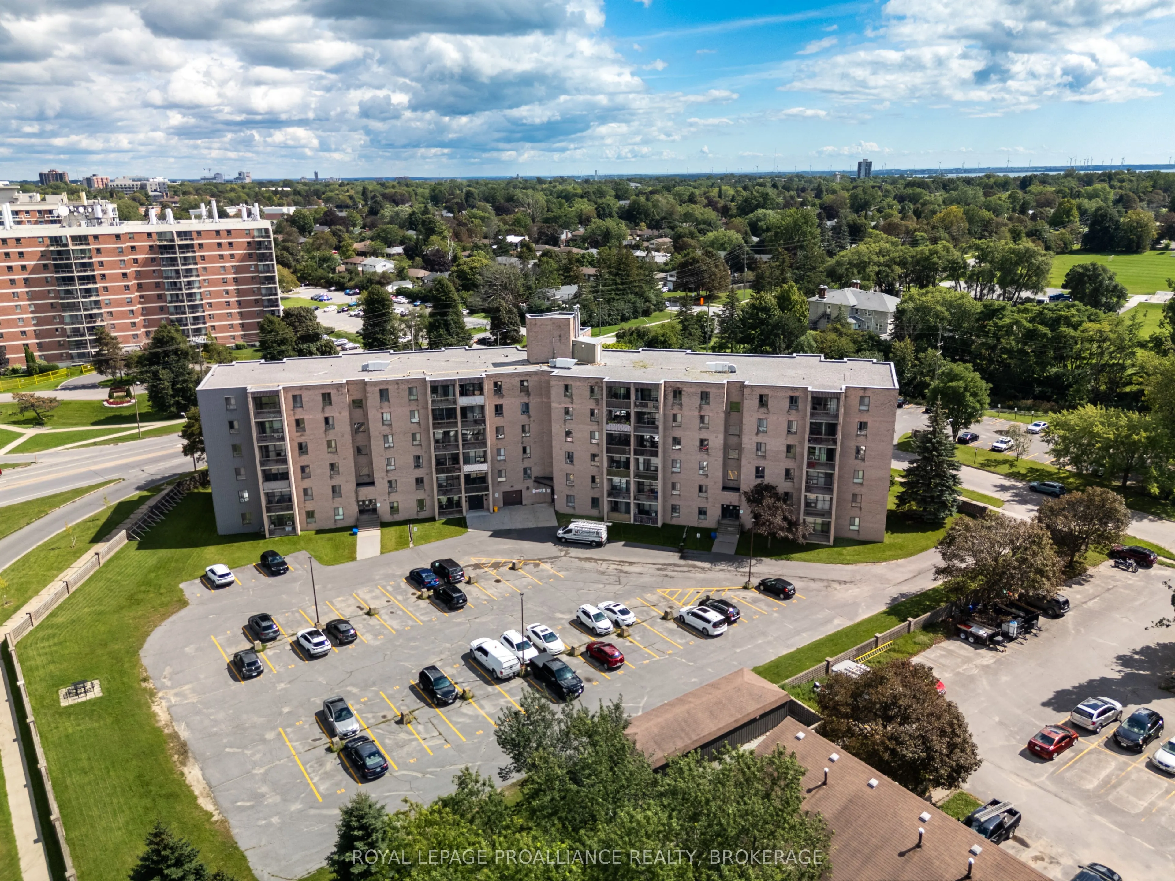 17 Eldon Hall Place #112
