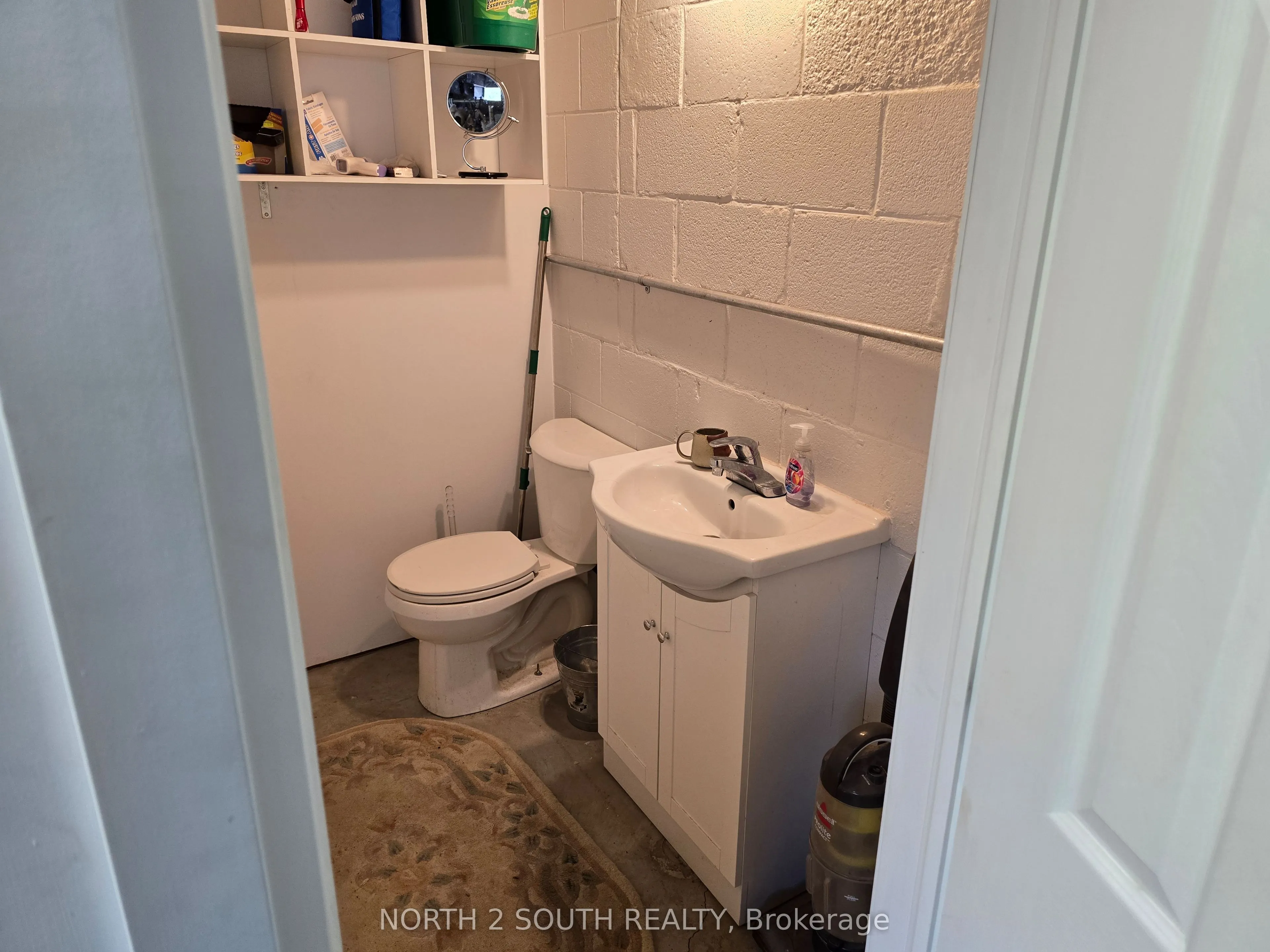 543 Greenwich Street #4