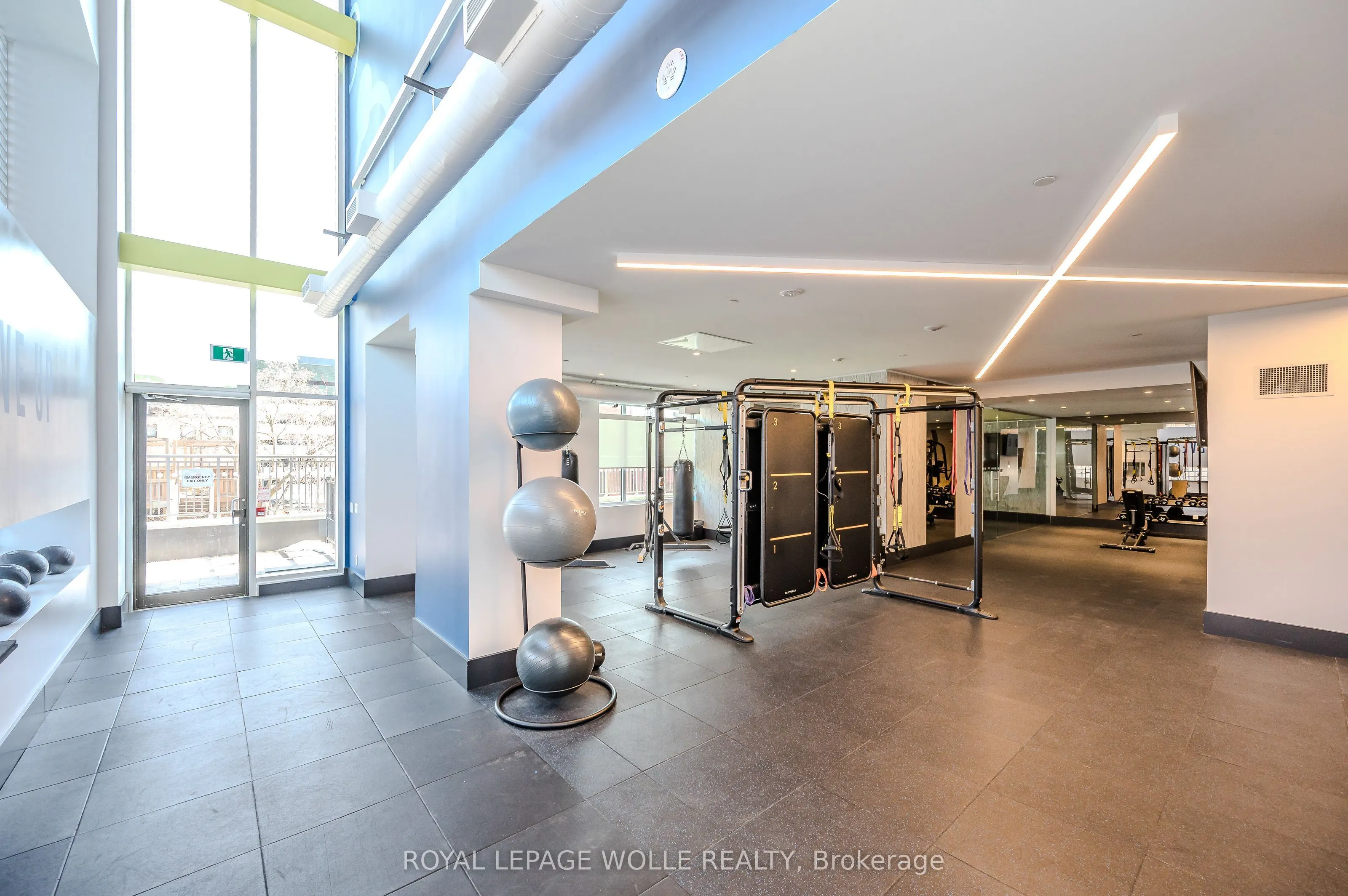 55 Duke Street W #2102