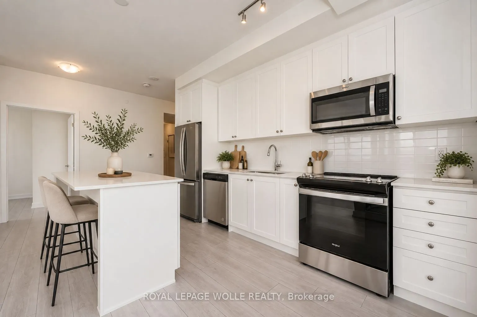 55 Duke Street W #2102
