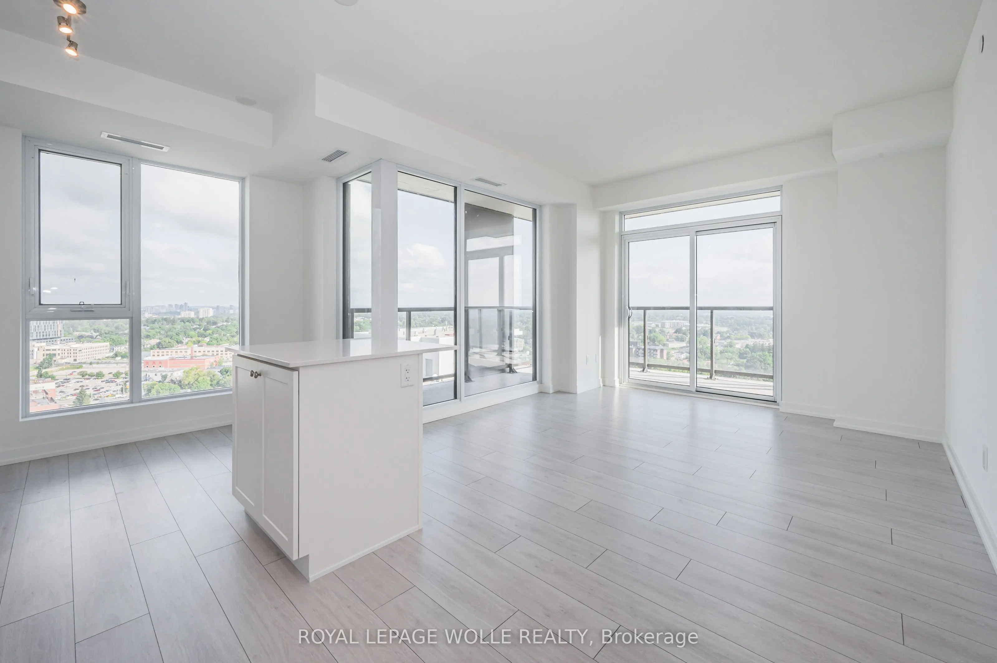 55 Duke Street W #2102