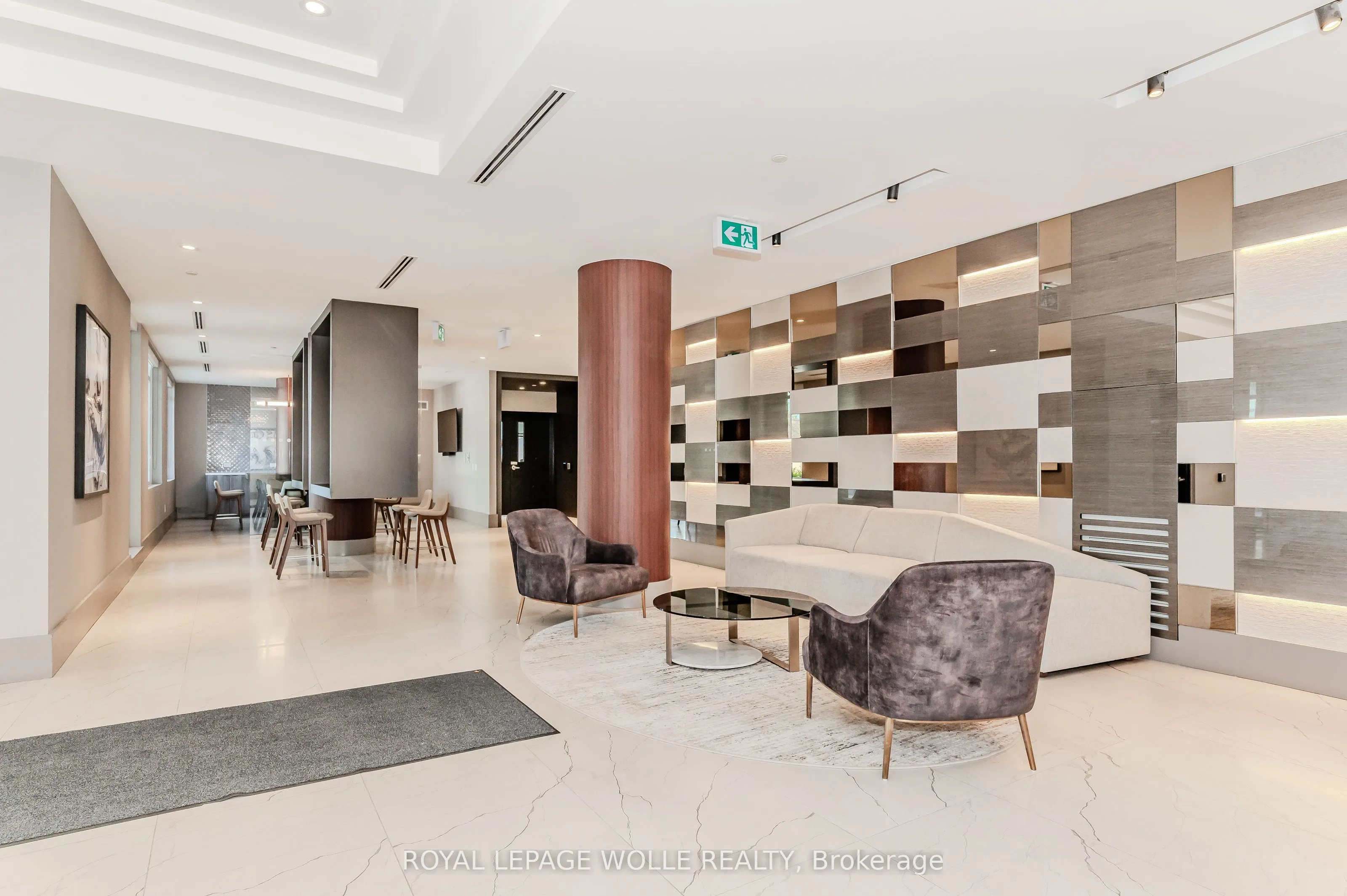 55 Duke Street W #2102