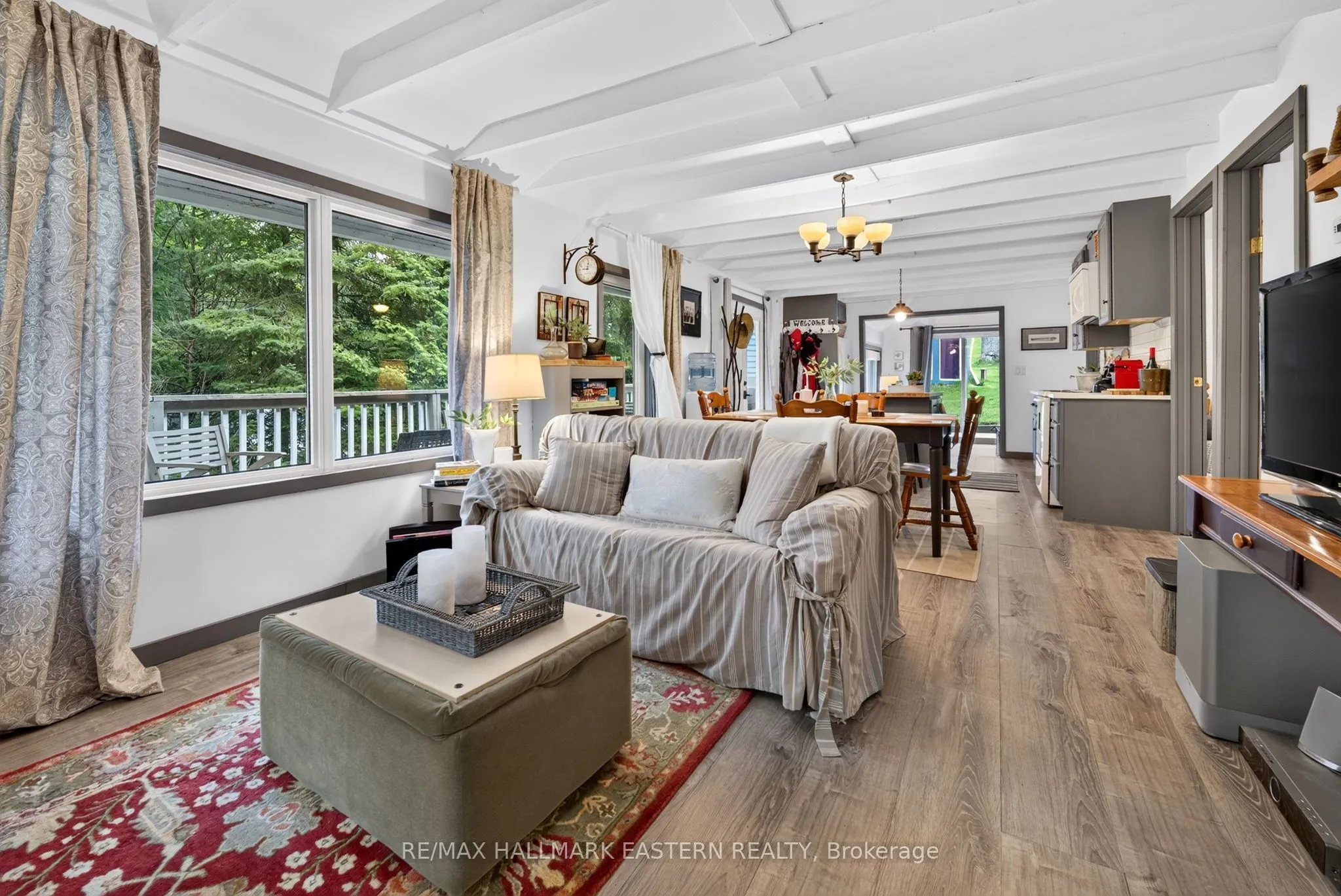 422 Island View Road #9