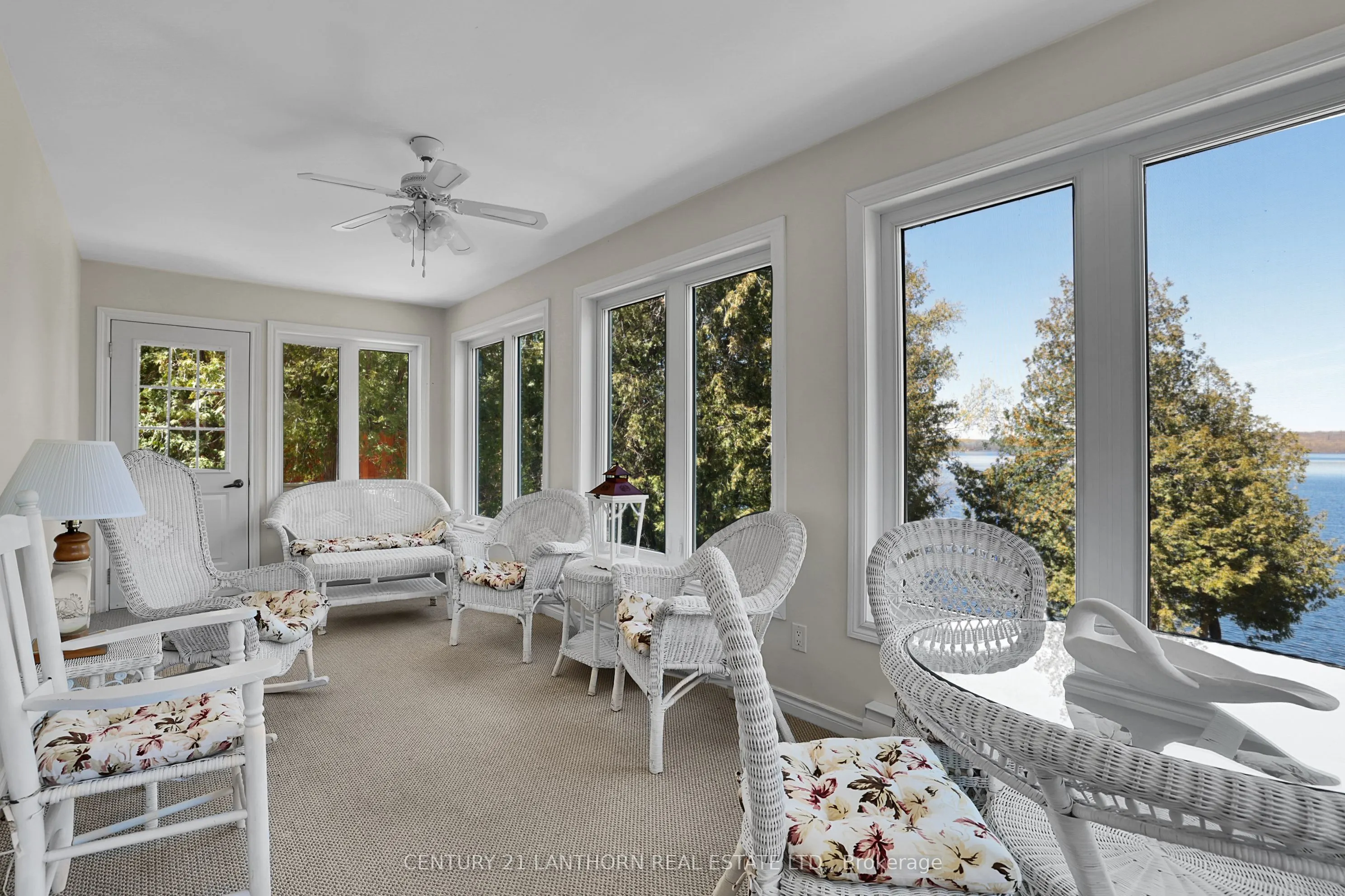 251 High Shore Road