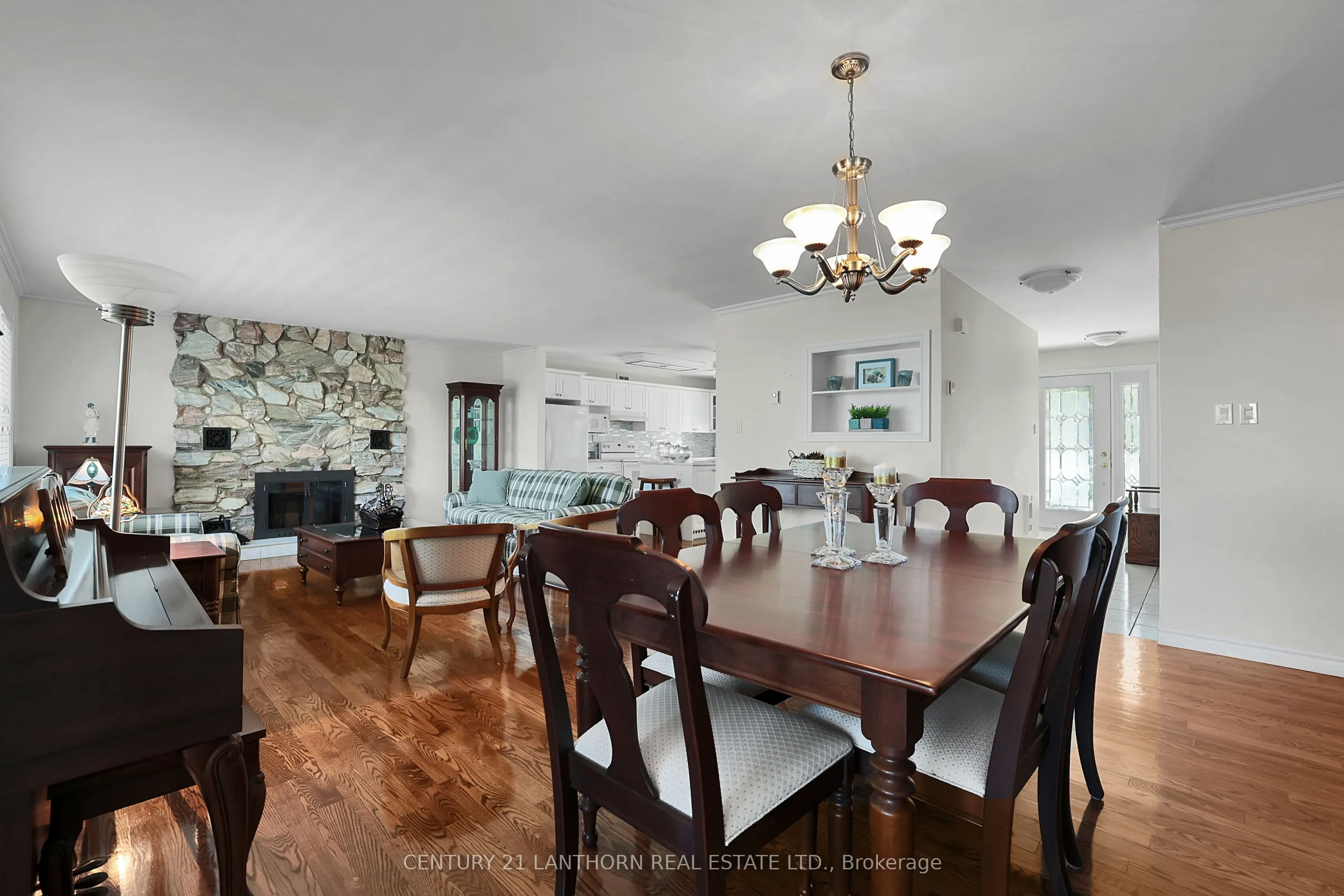 251 High Shore Road