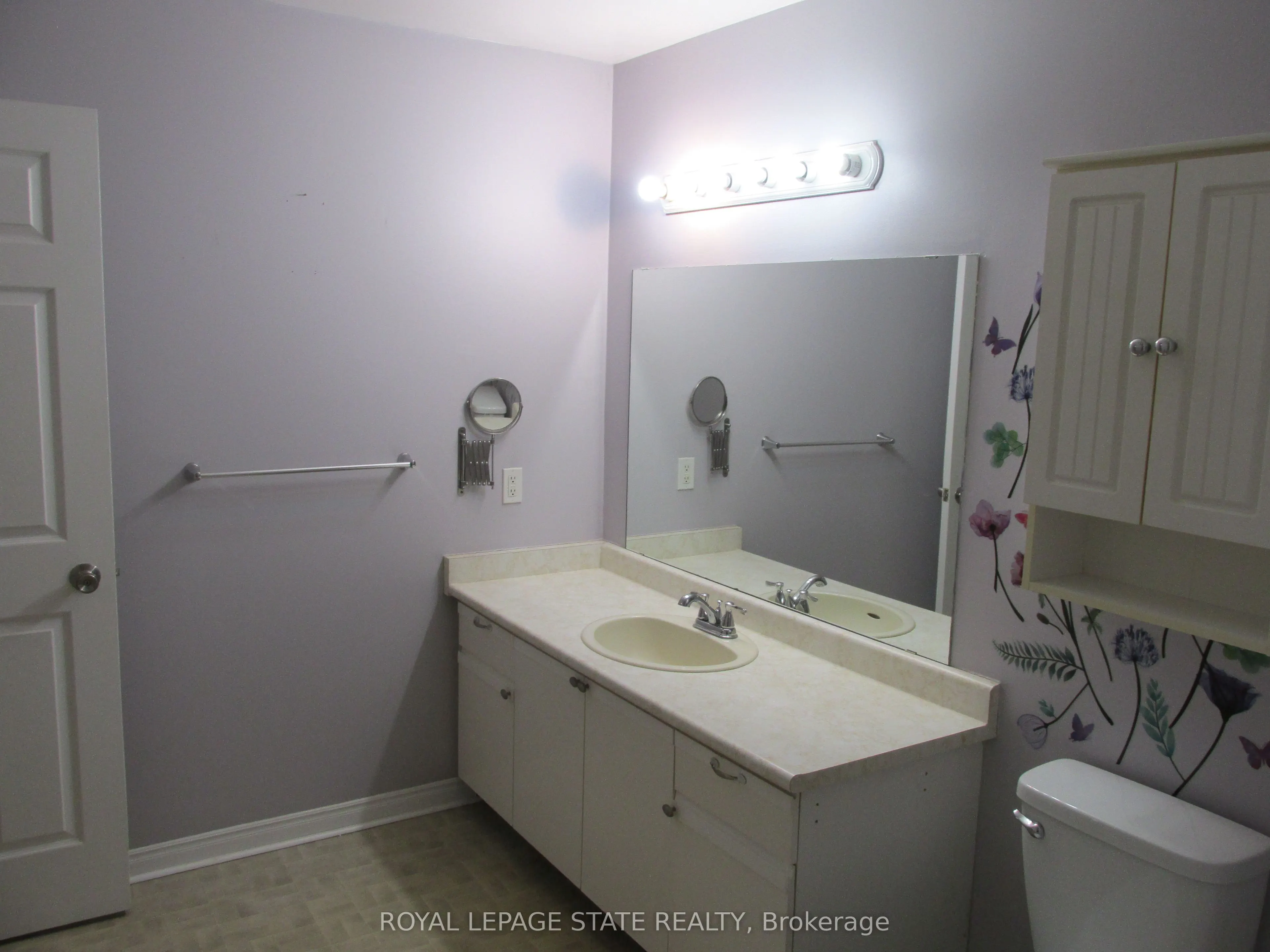 5 Niagara Street #203