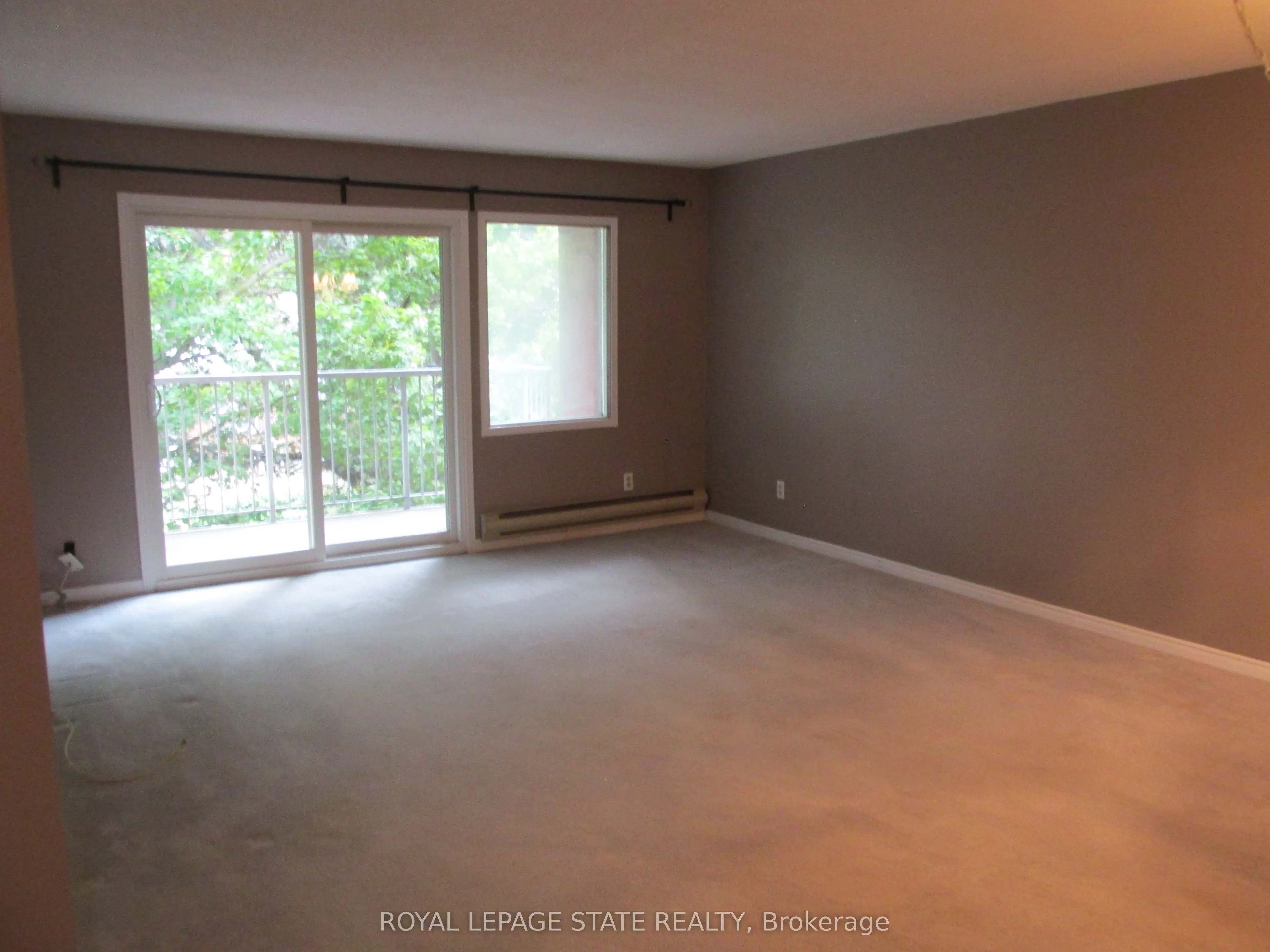 5 Niagara Street #203