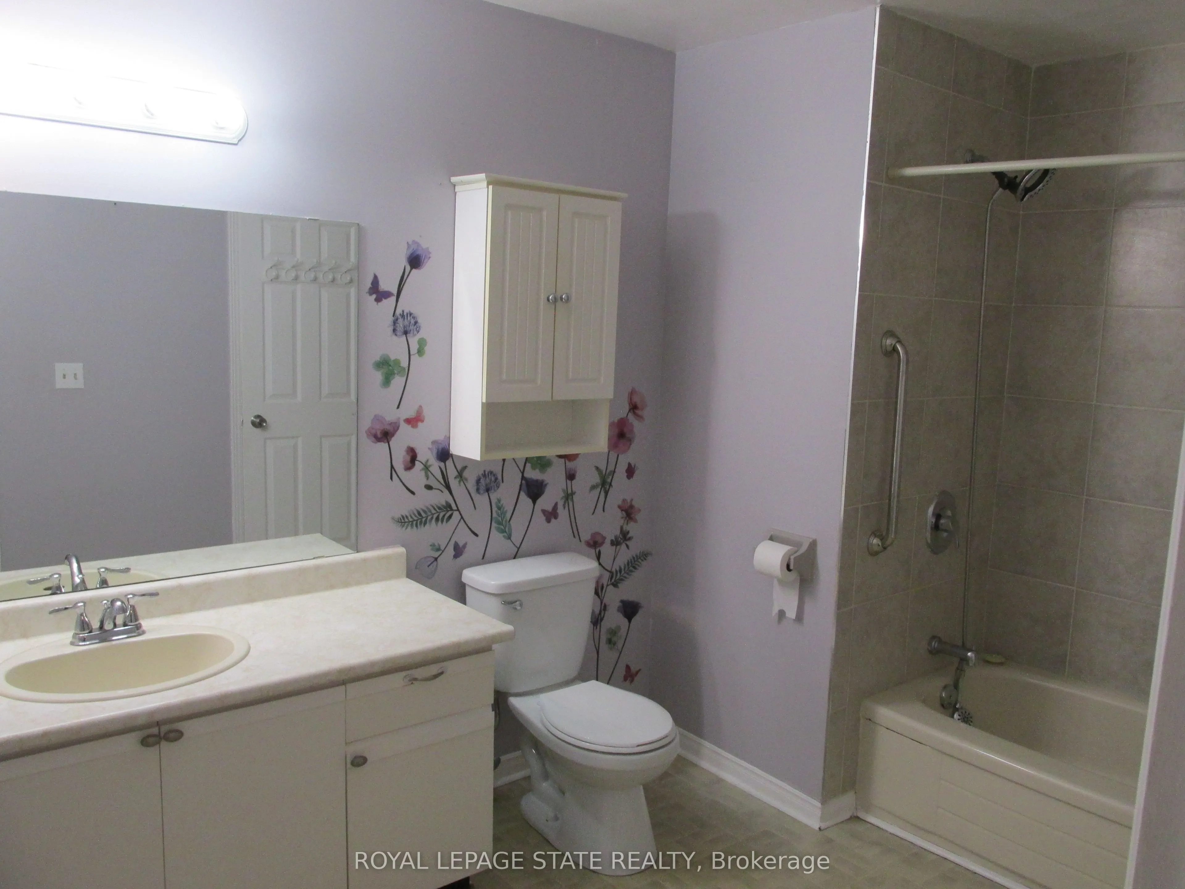 5 Niagara Street #203